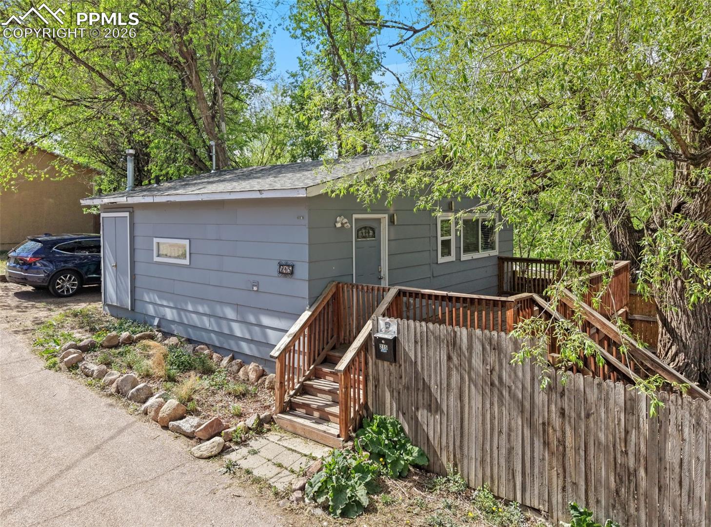 215 S 28th Street, Colorado Springs, CO 80904