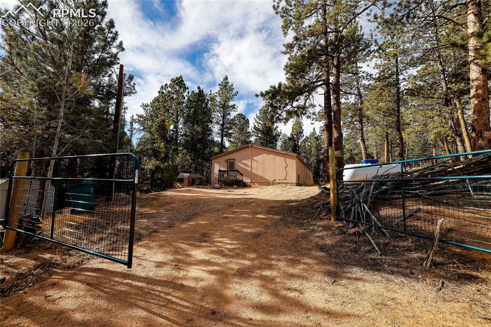 1641 Kiowa Road, Florissant, CO 80816