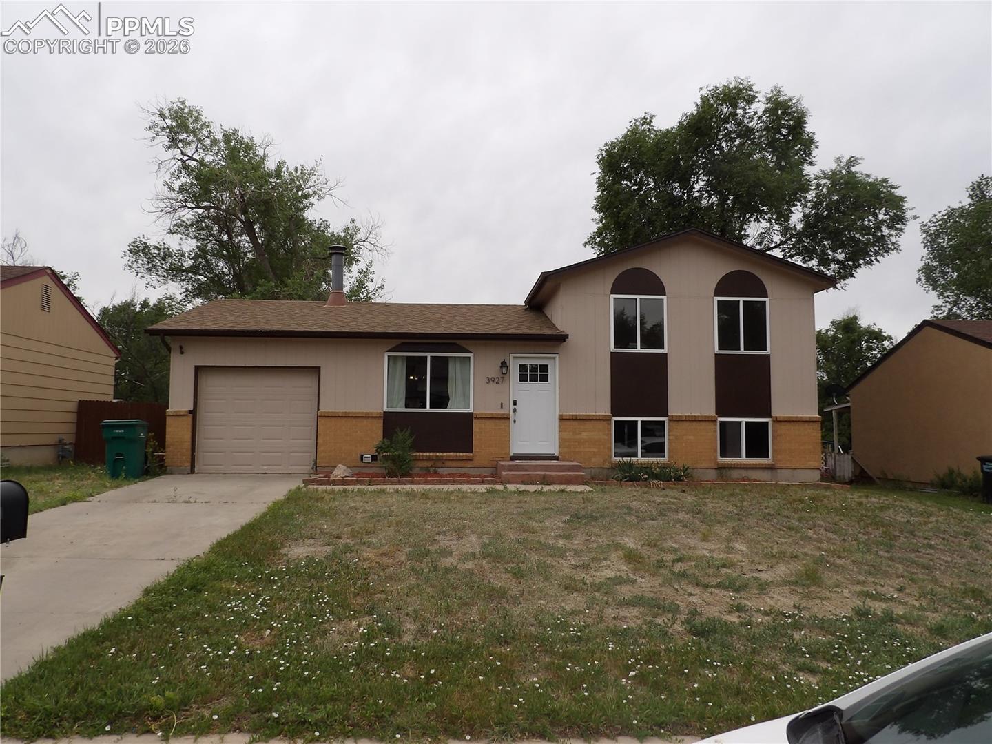 3927 Whittier Drive, Colorado Springs, CO 80910