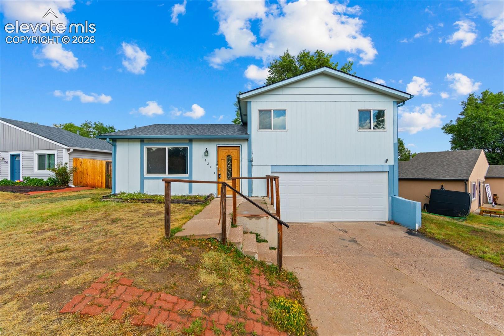 1727 Chautauqua Drive, Colorado Springs, CO 80915