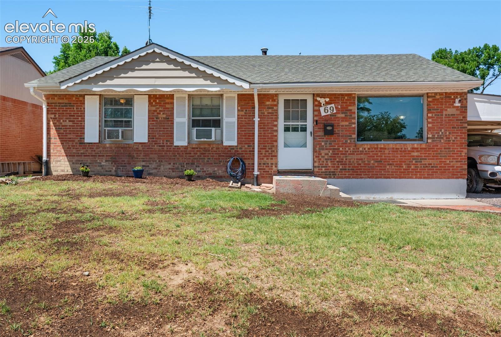 69 Hanson Lane, Pueblo, CO 81001