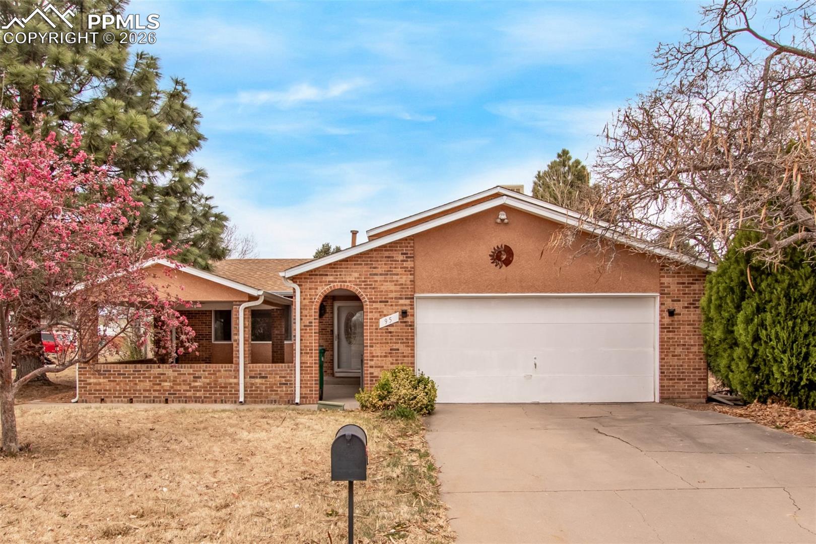95 Regency Boulevard, Pueblo, CO 81005
