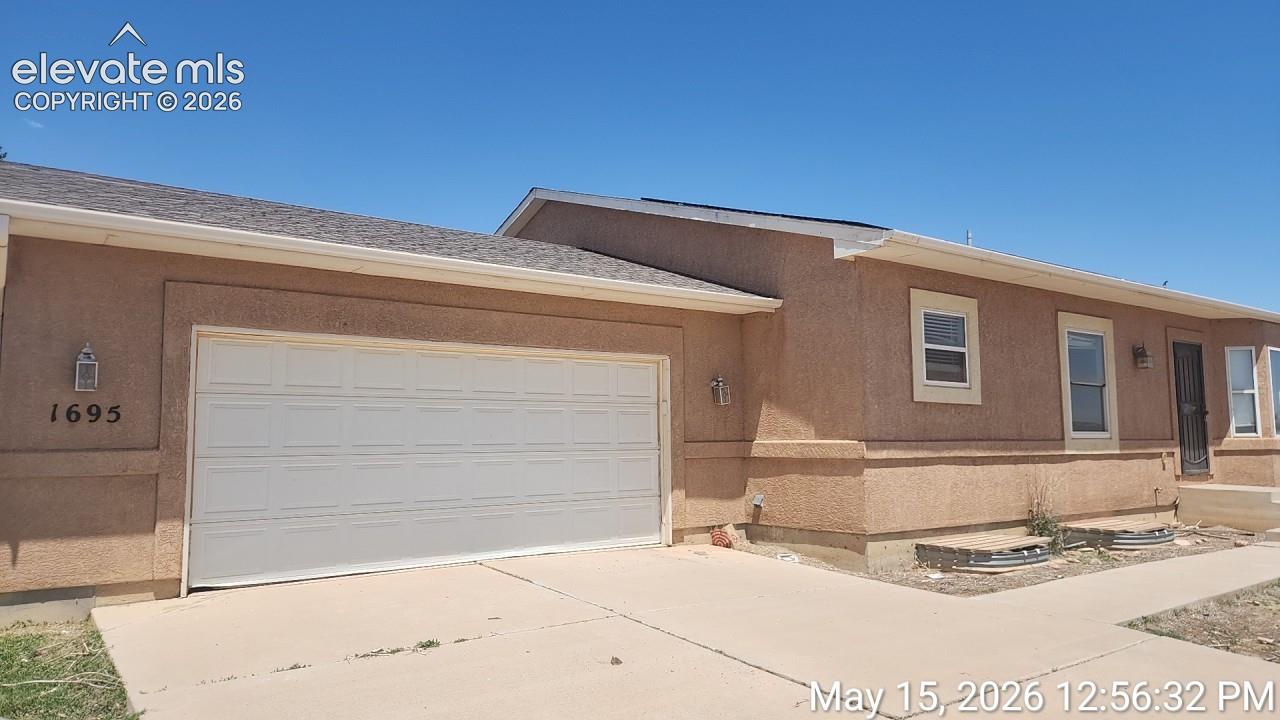 1695 E Buffalo Lane, Pueblo, CO 81007