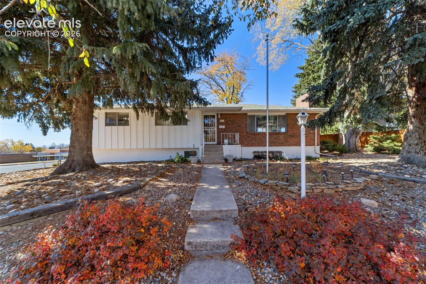 2302 Kent Lane, Colorado Springs, CO 80909