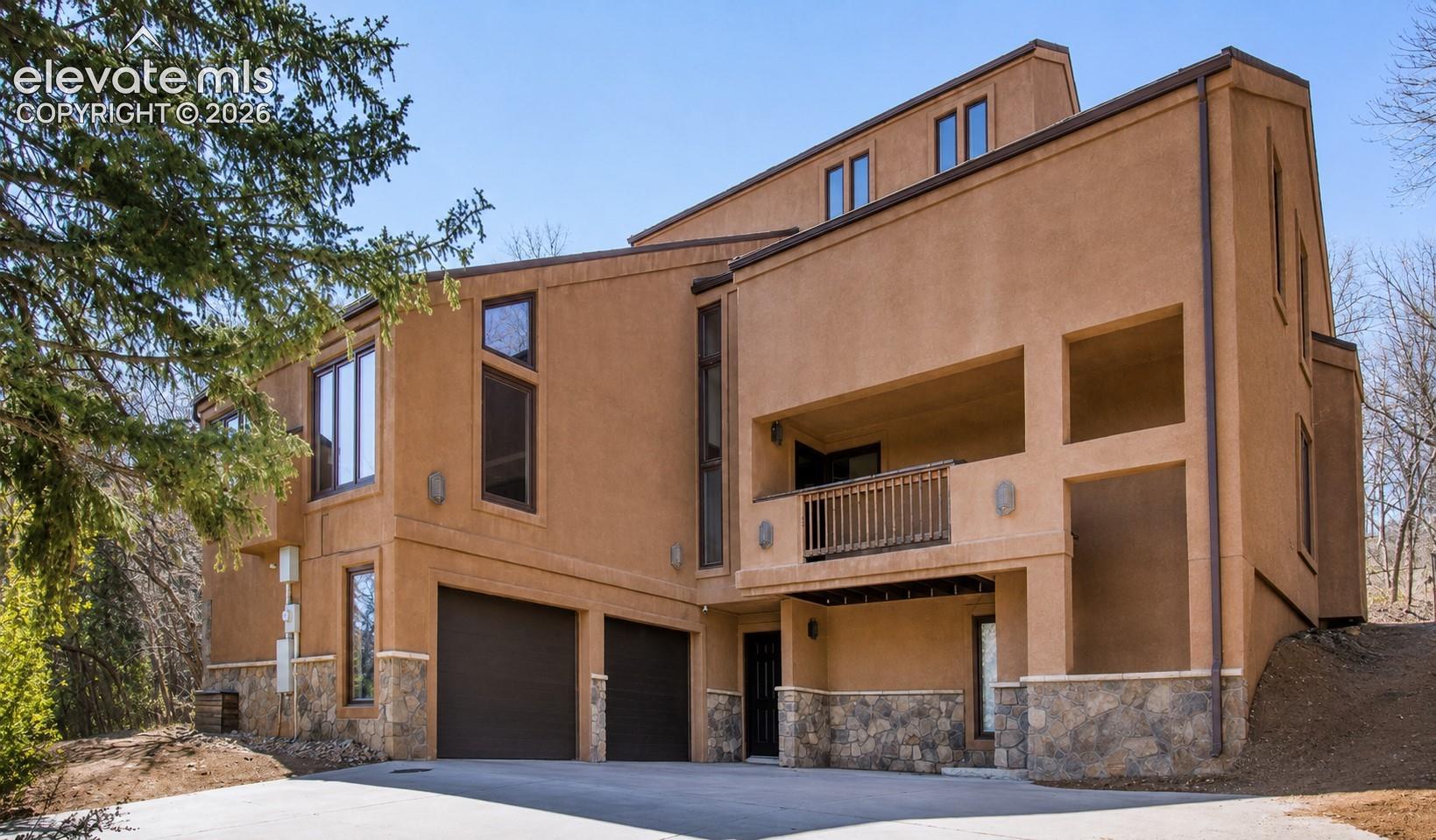 711 S Bear Paw Lane, Colorado Springs, CO 80906