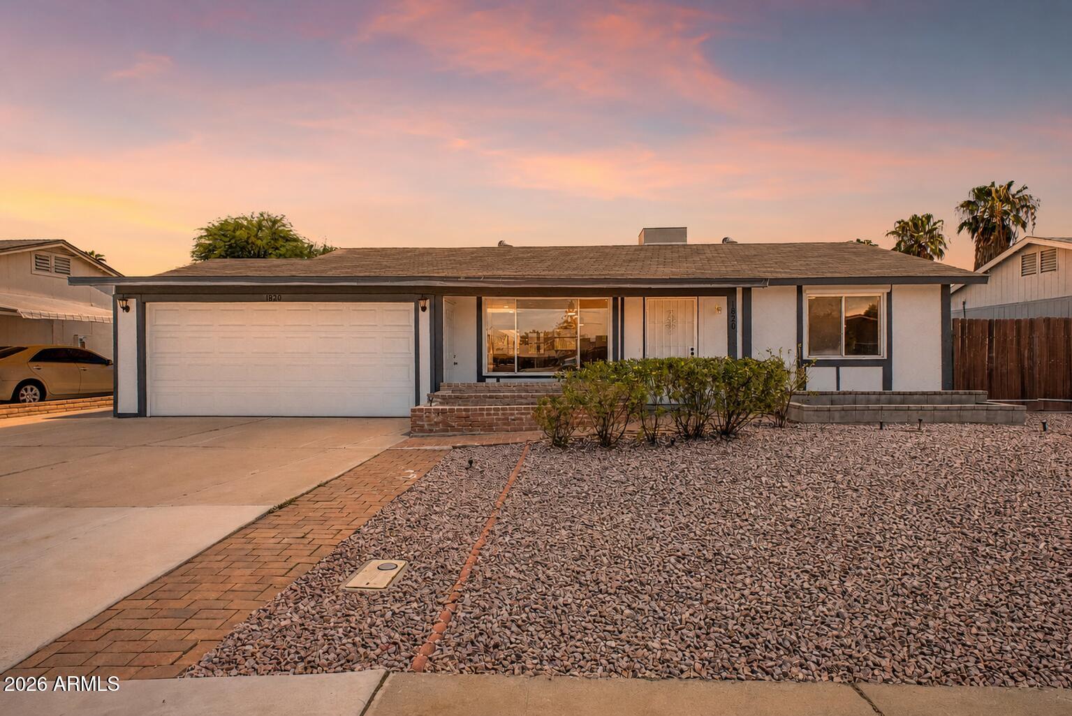 1820 W CHEYENNE Drive, Chandler, AZ 85224
