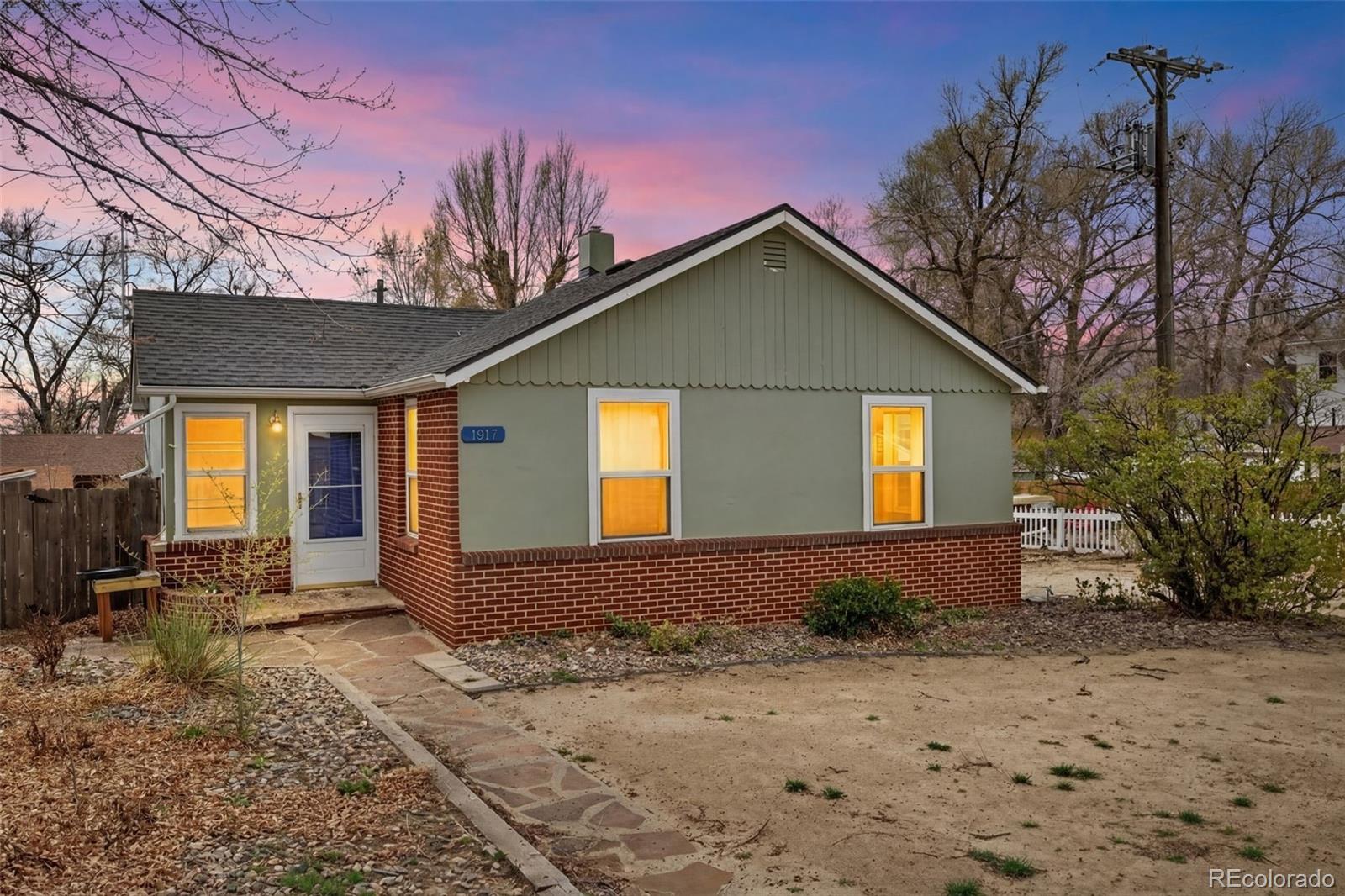 1917 E Cache La Poudre Street, Colorado Springs, CO 80909