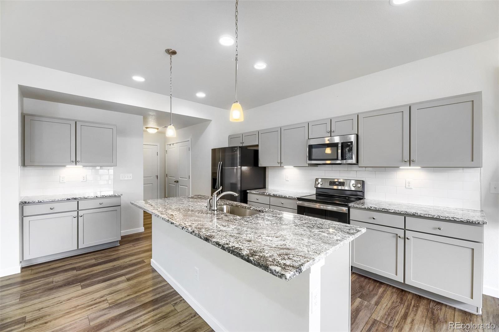 28435 E 8th Avenue, Watkins, CO 80137
