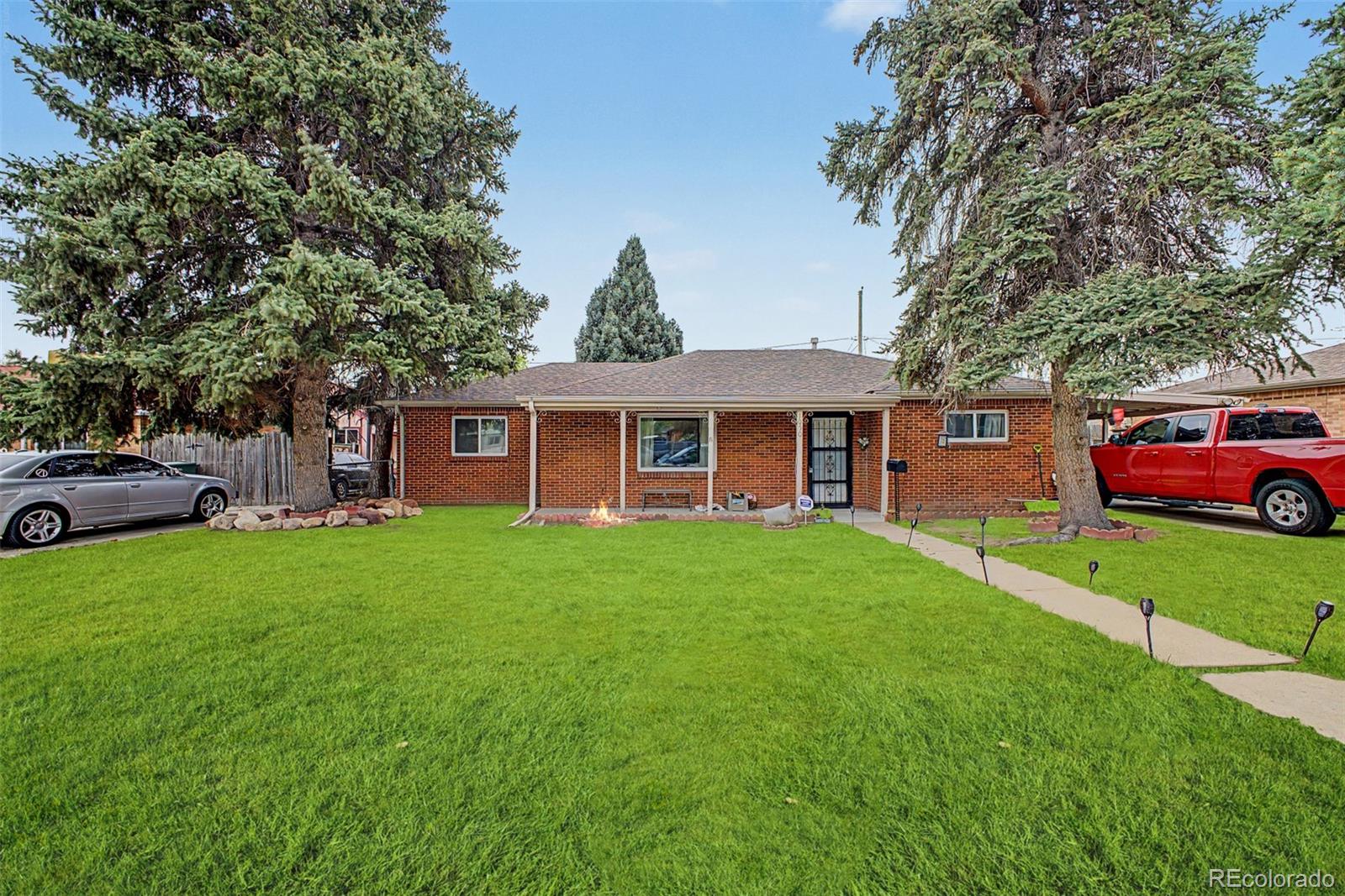 1050 Russell Boulevard, Thornton, CO 80229