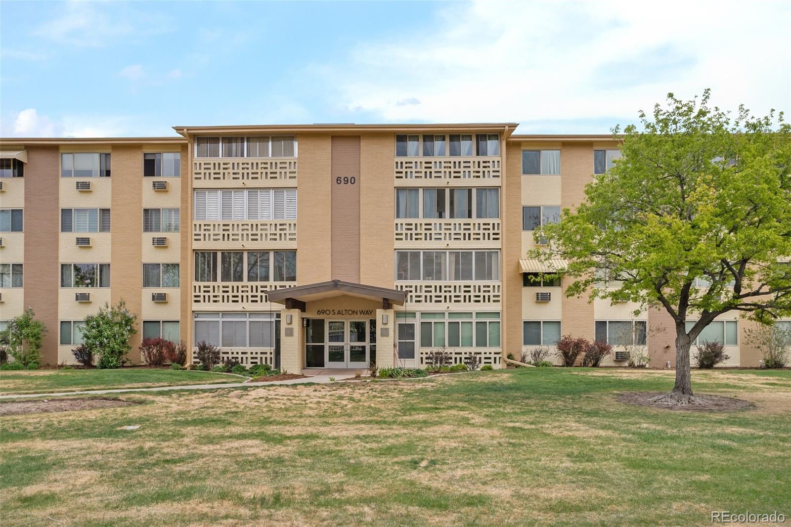 690 S Alton Way #6A, Denver, CO 80247