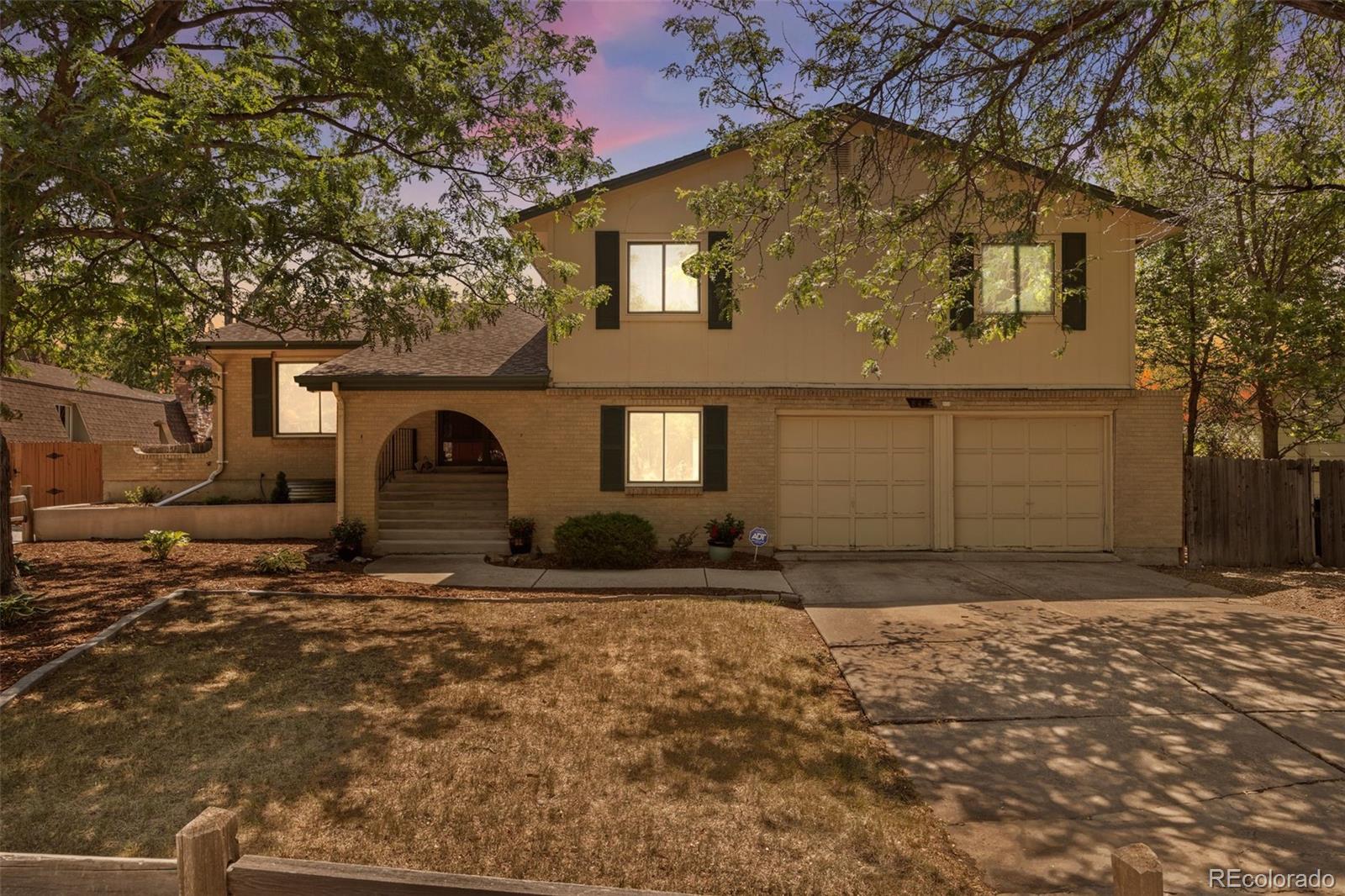 8412 Newland Drive, Arvada, CO 80003