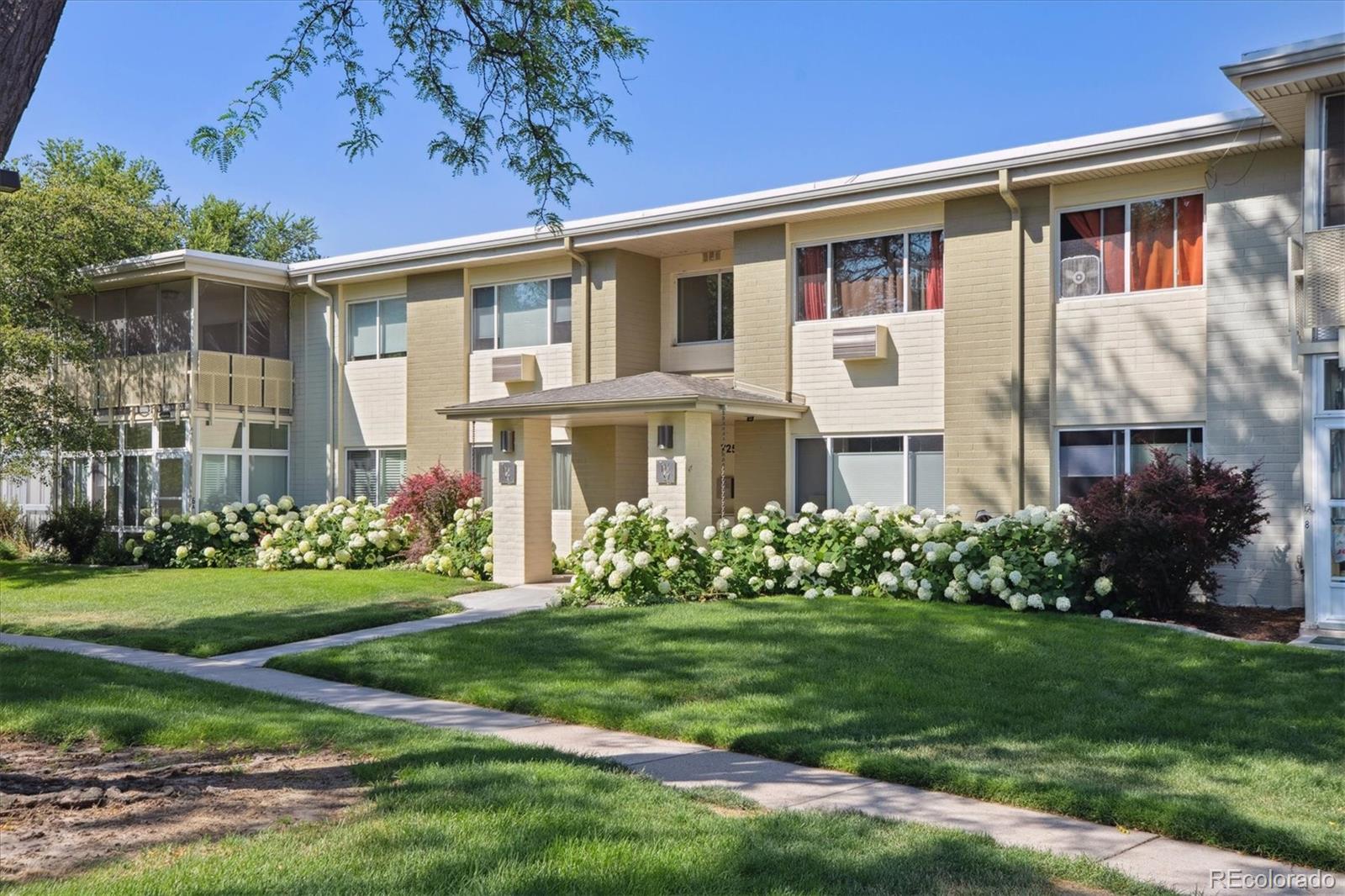 725 S Clinton Street #2B, Denver, CO 80247