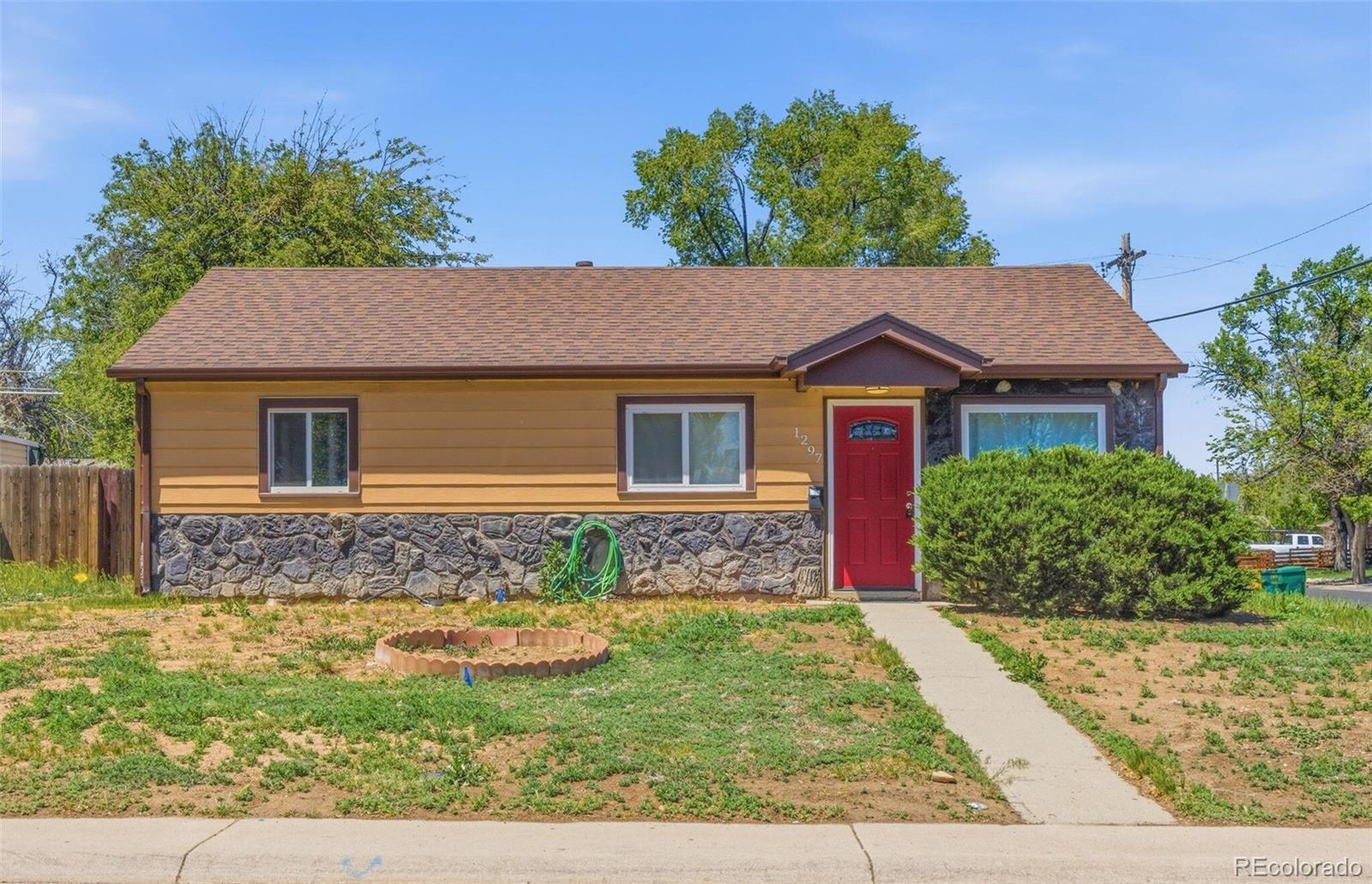 1297 Worchester Street, Aurora, CO 80011