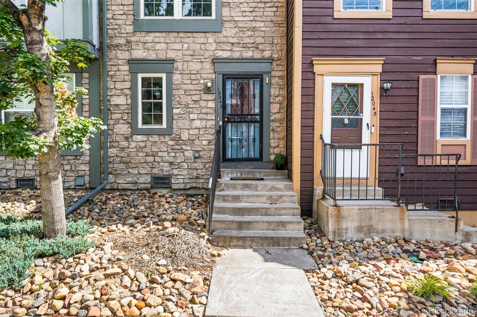12043 E Hoye Drive, Aurora, CO 80012