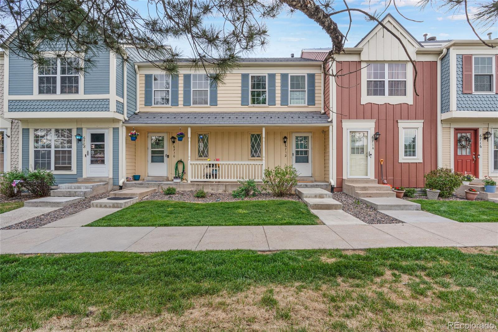 6712 S Holland Way, Littleton, CO 80128