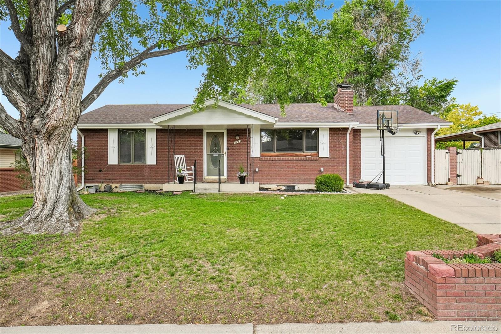 8283 Depew Way, Arvada, CO 80003