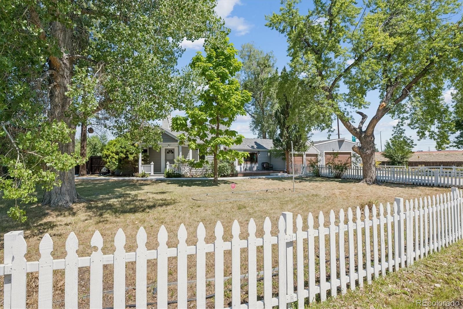 9305 W 5th Avenue, Lakewood, CO 80226