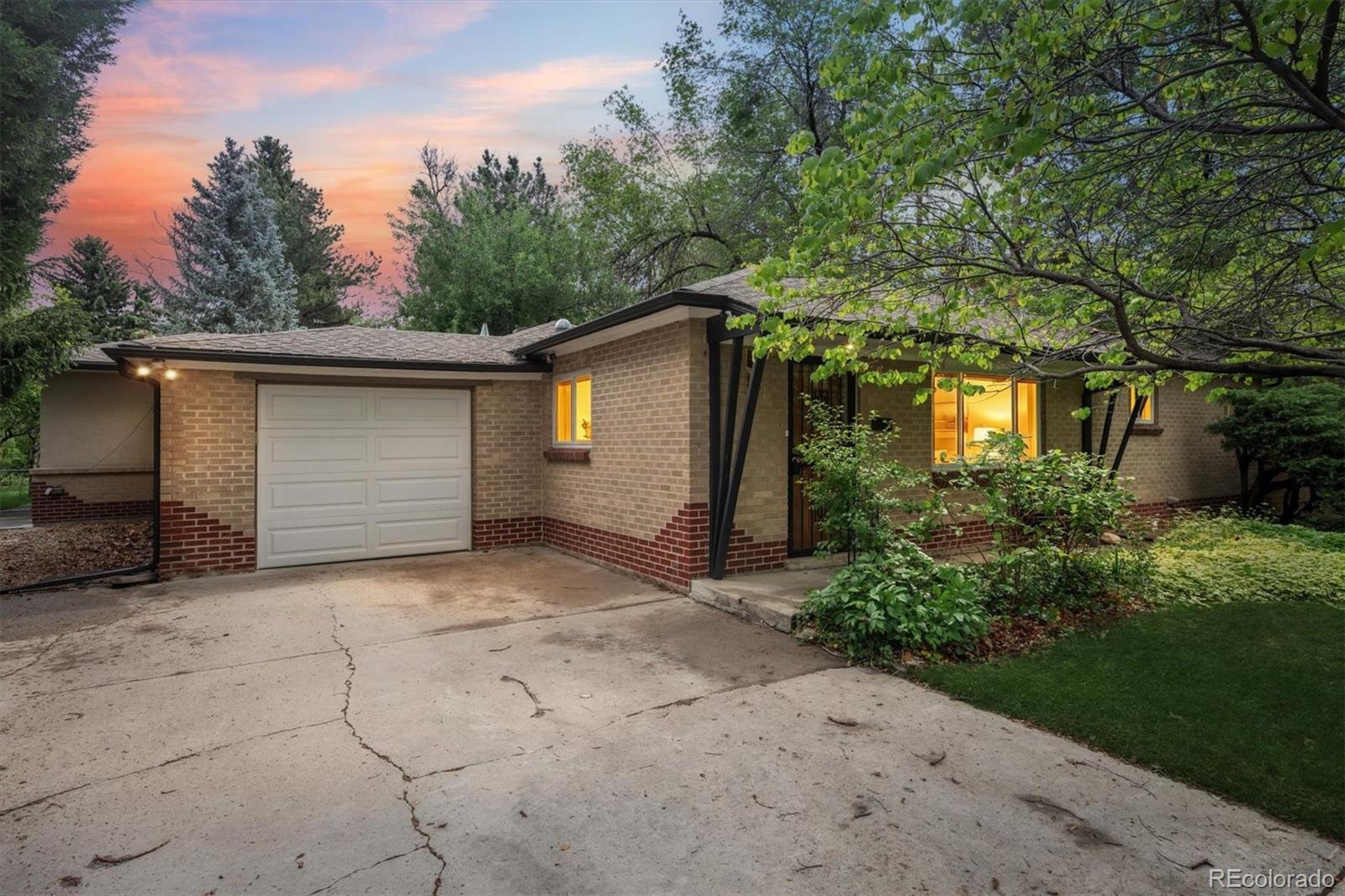 1606 Glen Bar Drive, Lakewood, CO 80215