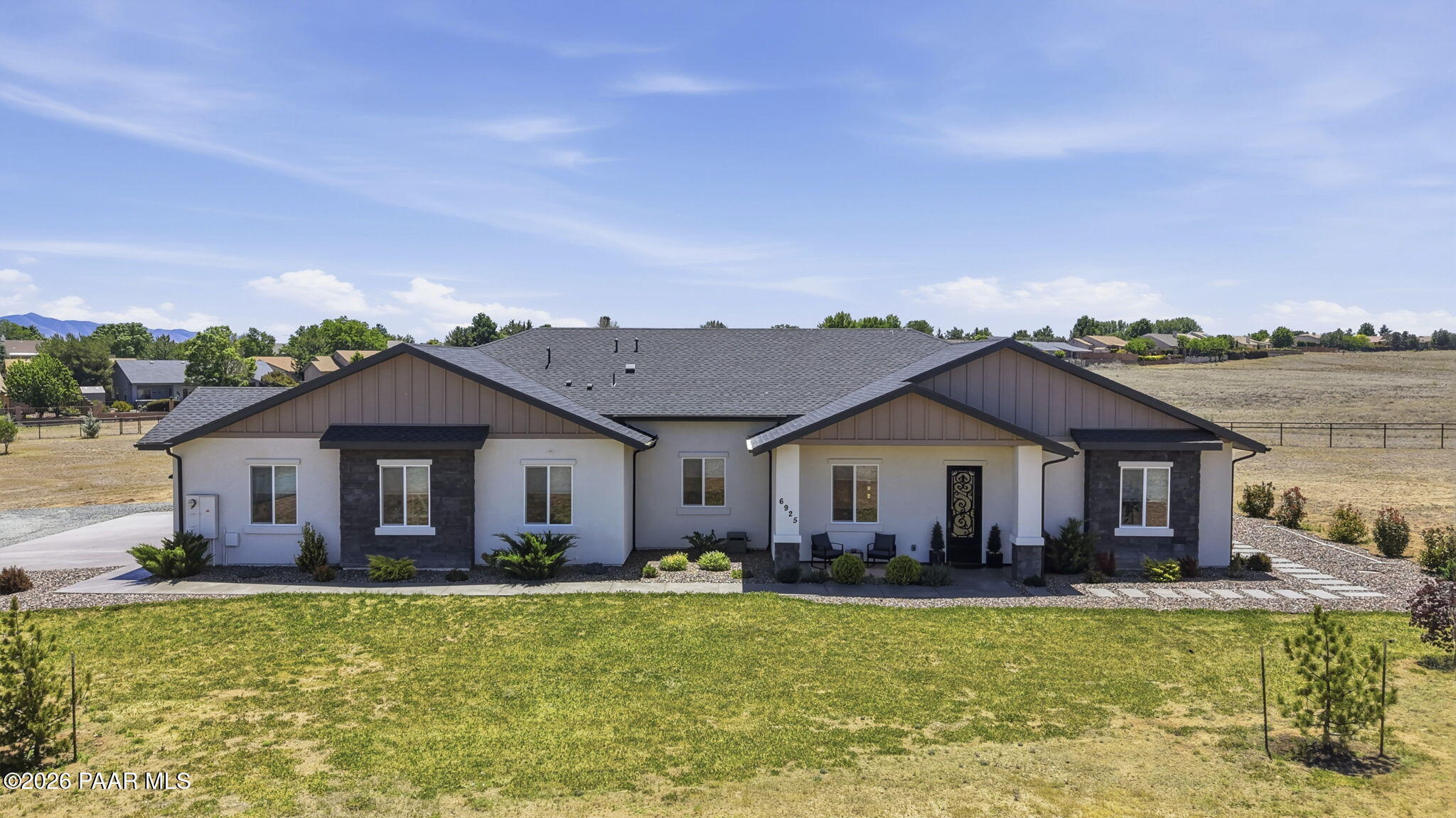 6925 E Manzella Court, Prescott Valley, AZ 86315
