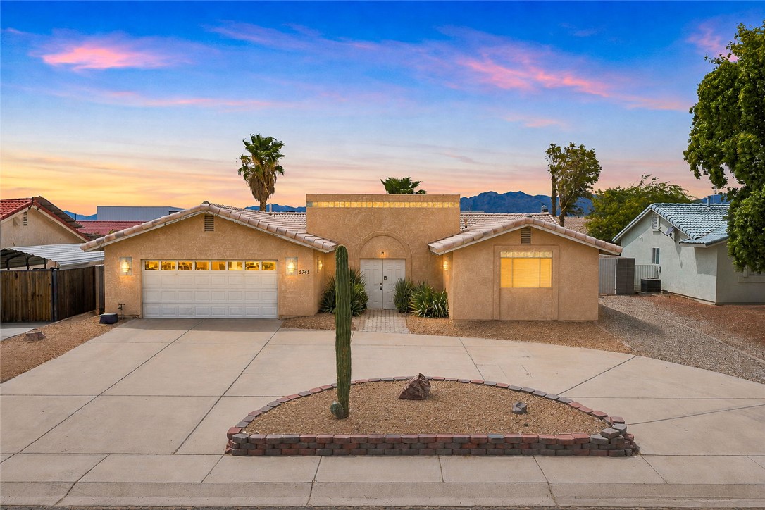 5741 S Sunrise Drive