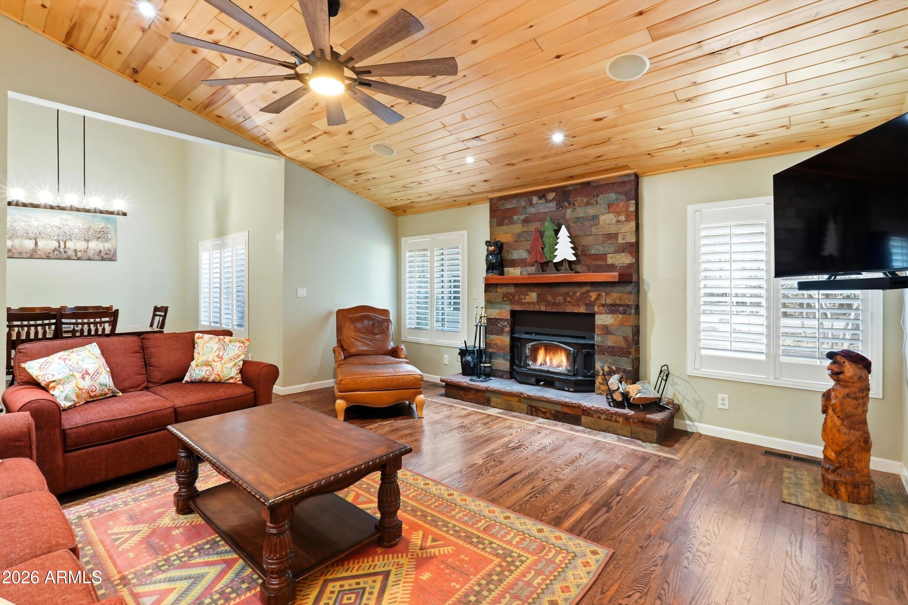 6679 TALL PINE Drive, Pinetop, AZ 85935