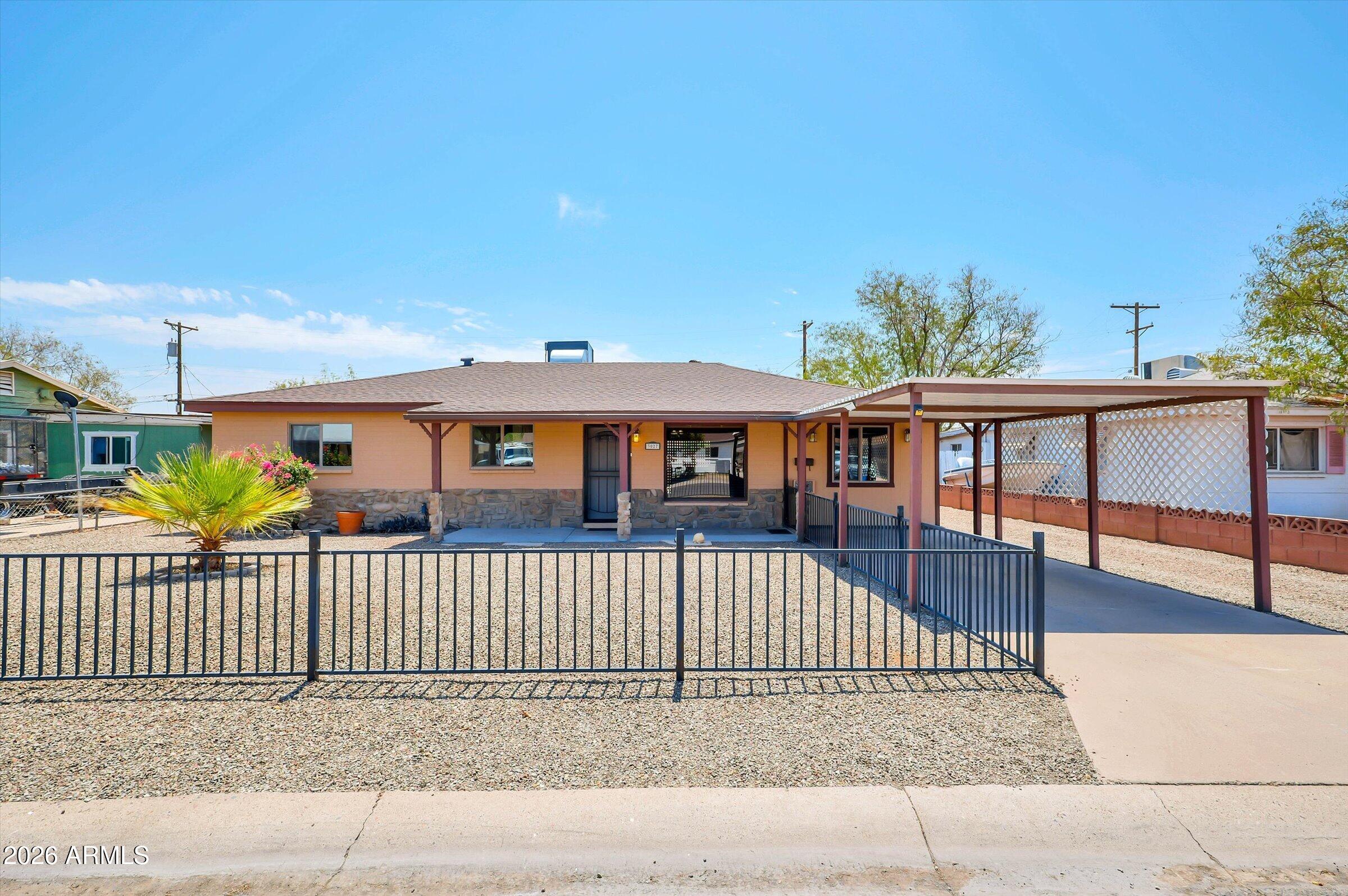 3027 W LUKE Avenue, Phoenix, AZ 85017