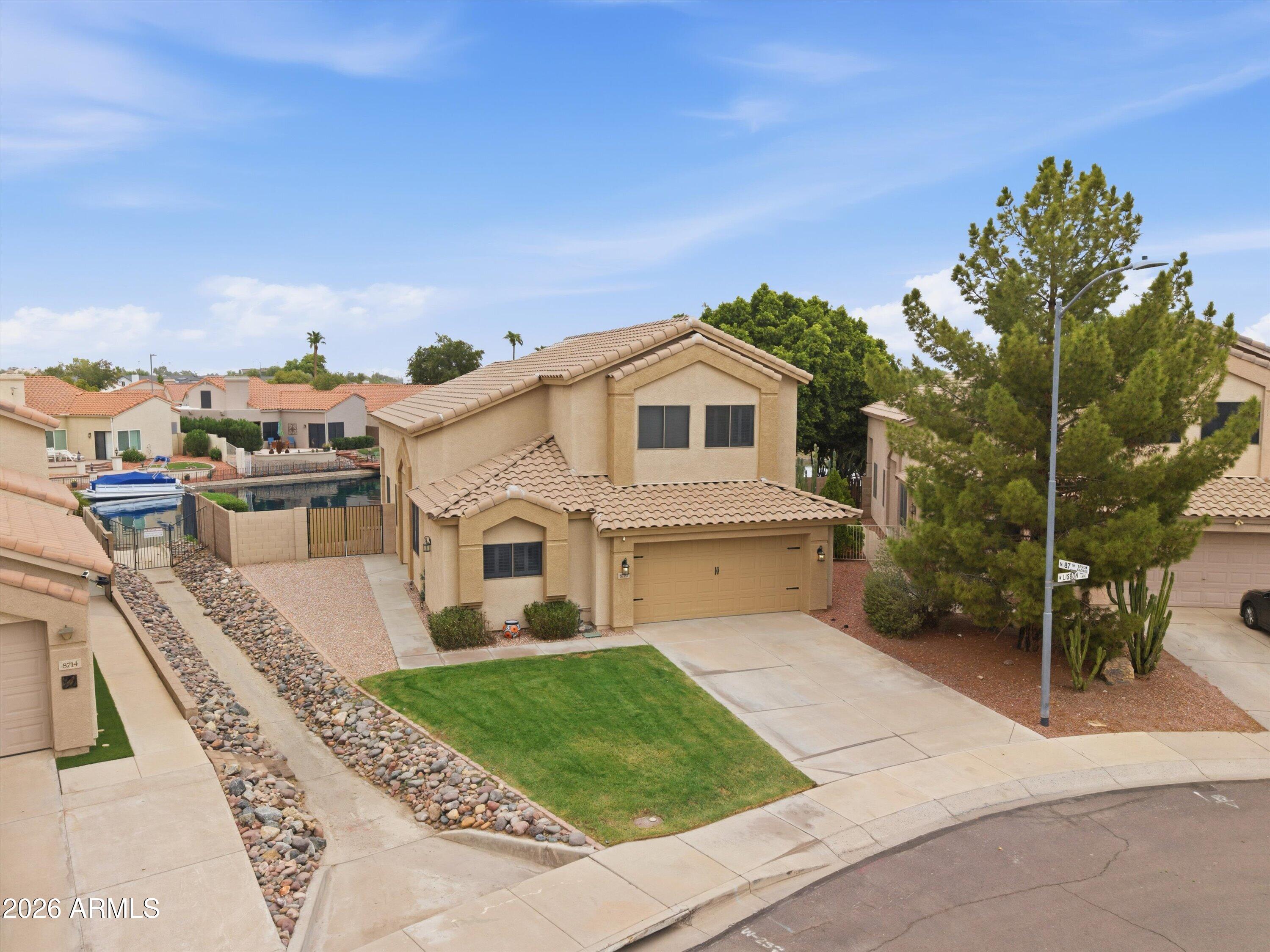 8710 W LISBON Lane, Peoria, AZ 85381