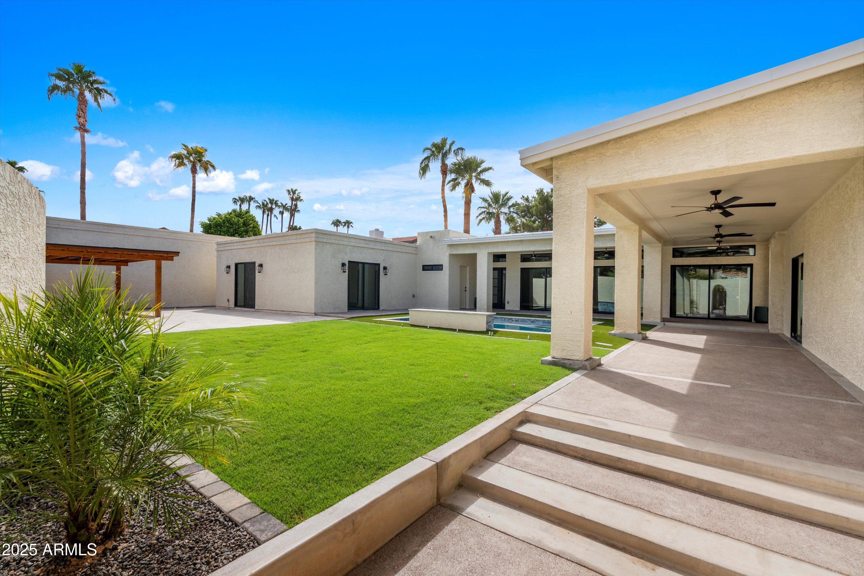 7225 E HARMONT Drive, Scottsdale, AZ 85258