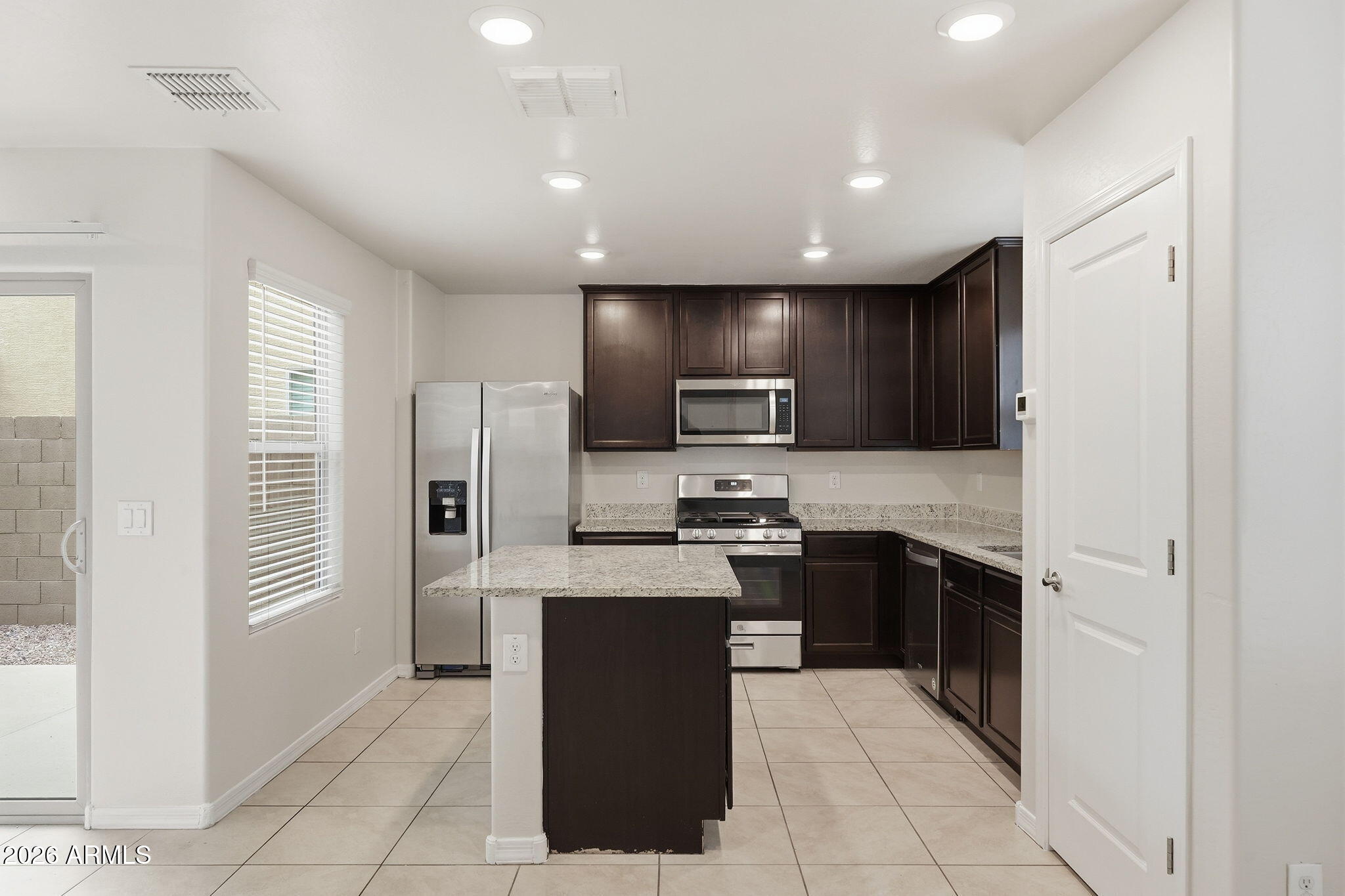 3921 S 82ND Drive, Phoenix, AZ 85043