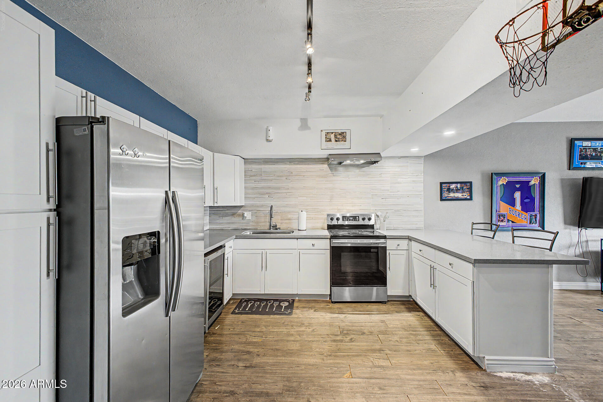 357 E THOMAS Road A105, Phoenix, AZ 85012