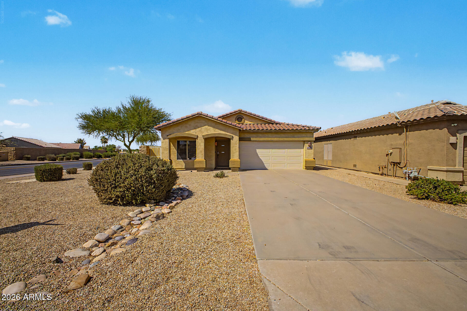 30381 N DESERT WILLOW Boulevard, San Tan Valley, AZ 85143