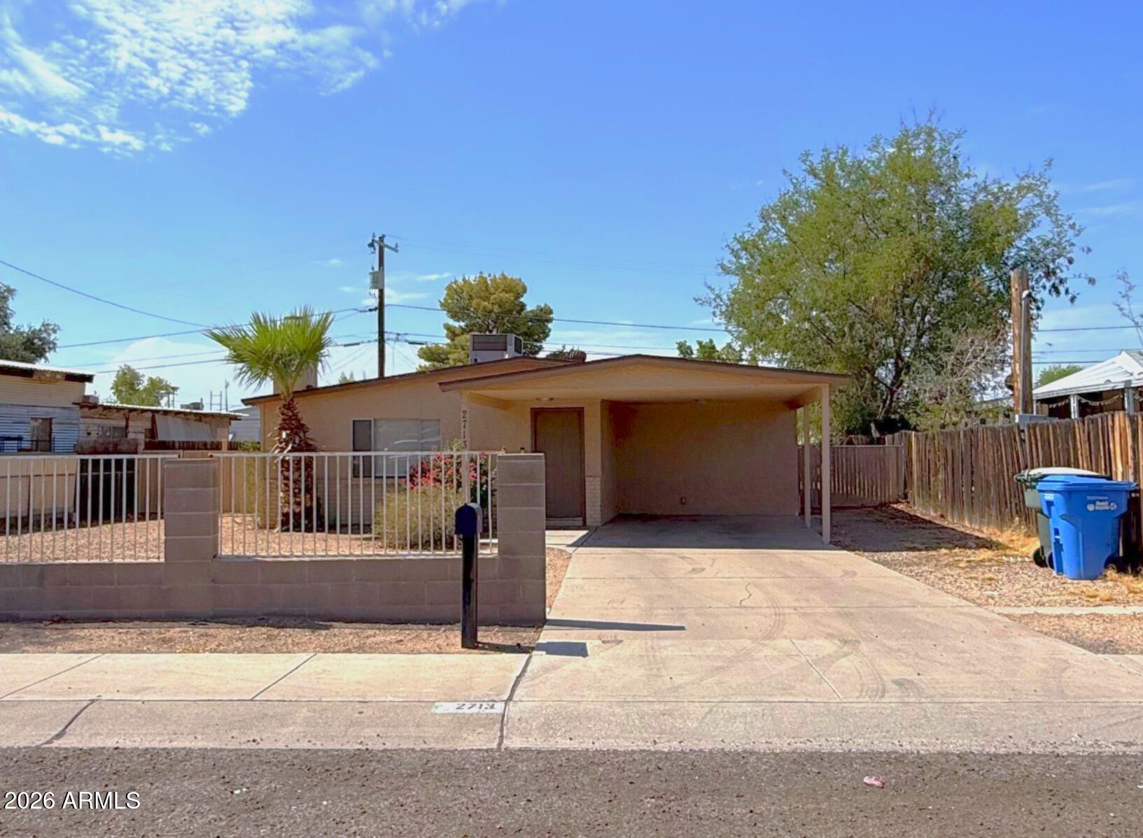 2713 E JUNIPER Avenue, Phoenix, AZ 85032