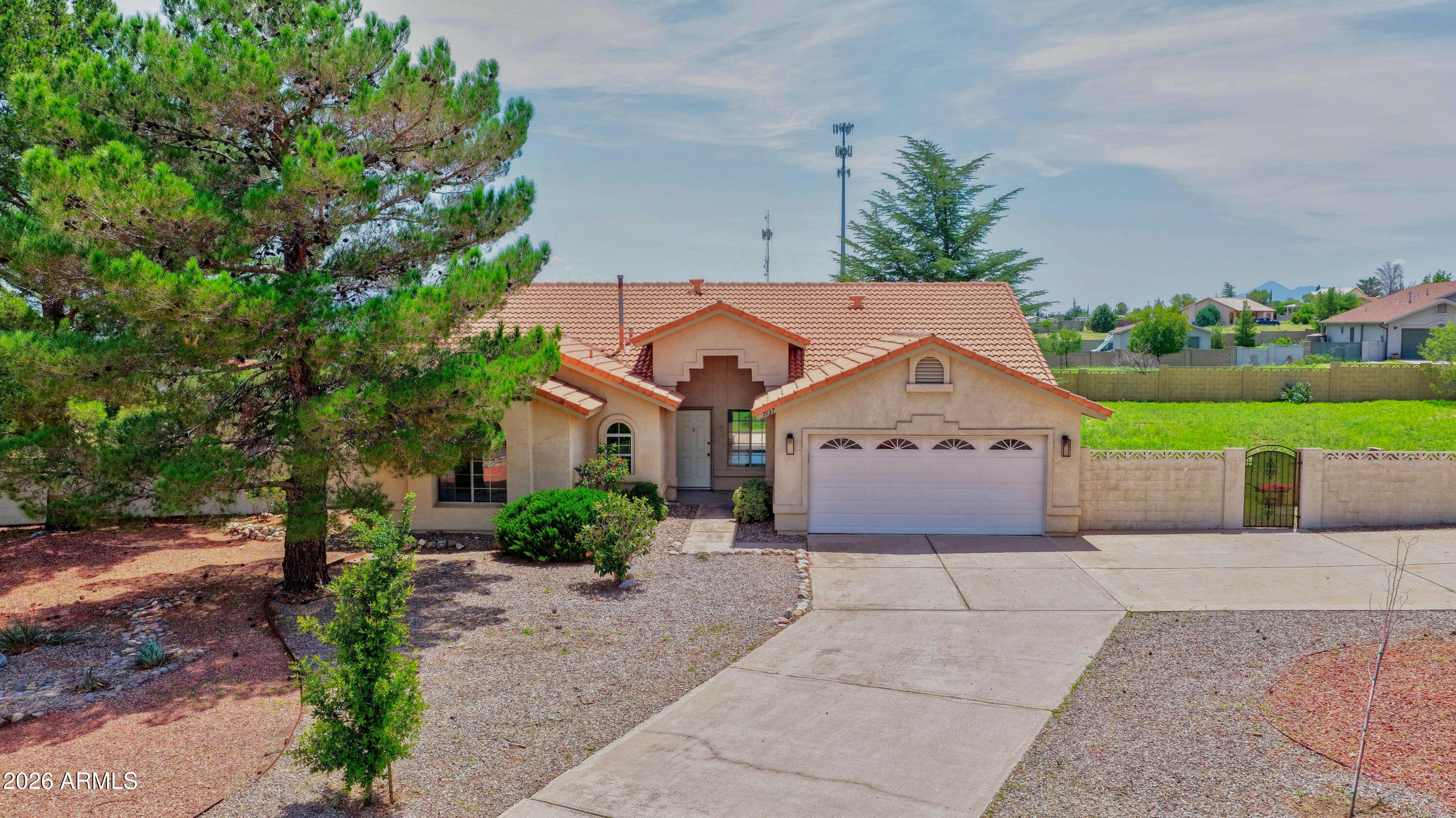 7137 S Pinon Drive, Hereford, AZ 85615