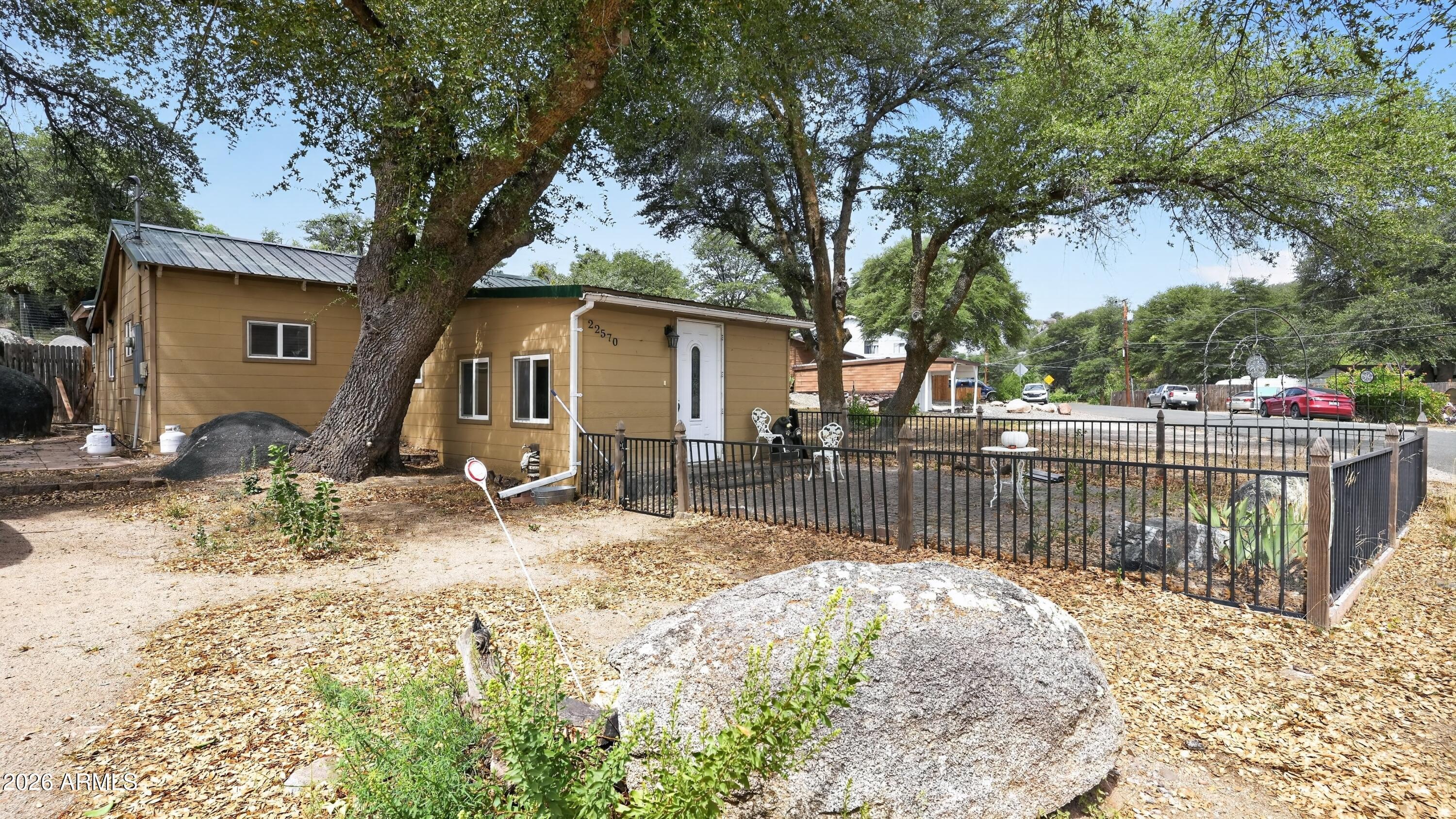22570 S STONE Way, Yarnell, AZ 85362
