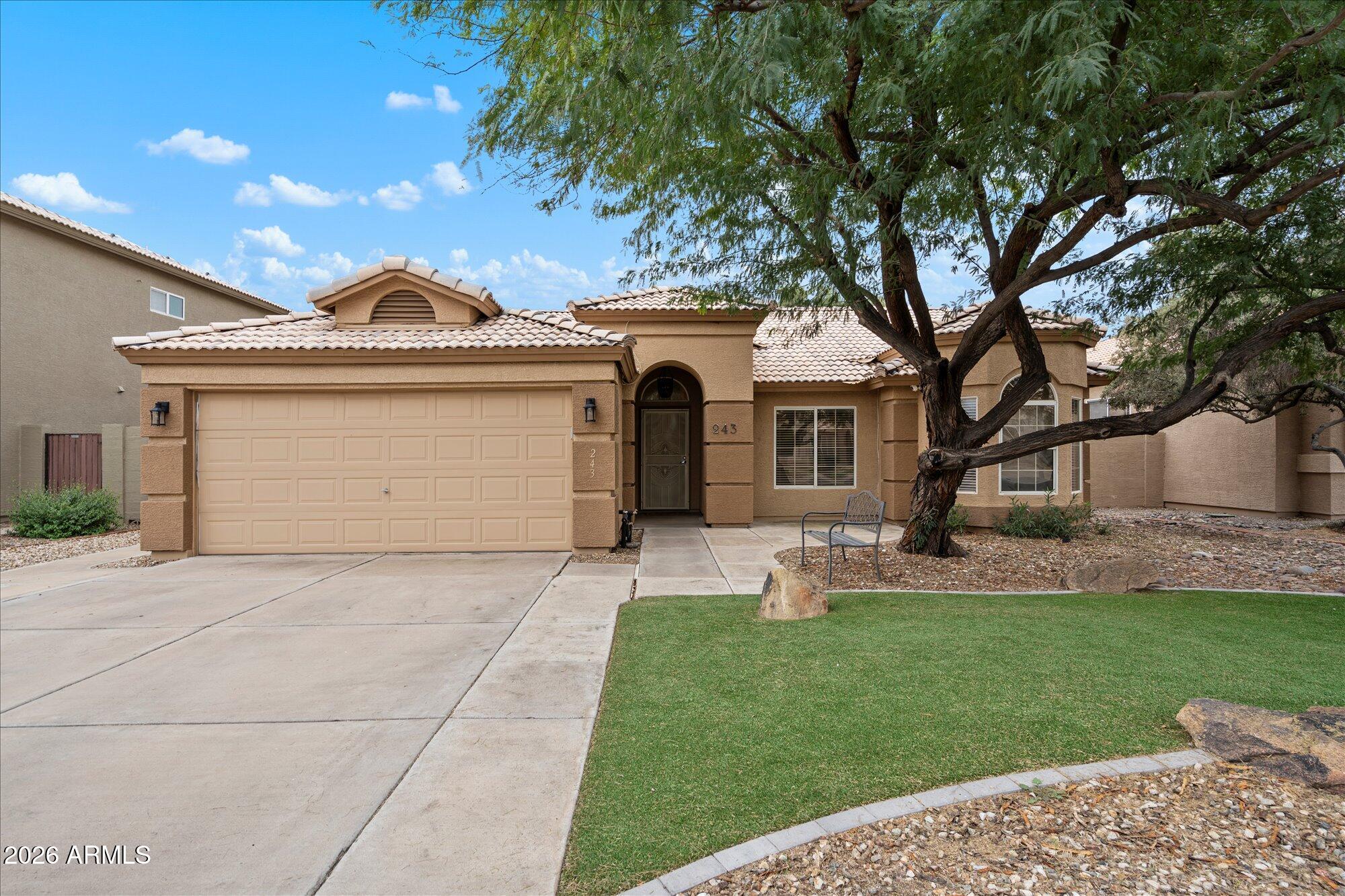243 W BAYLOR Lane, Gilbert, AZ 85233