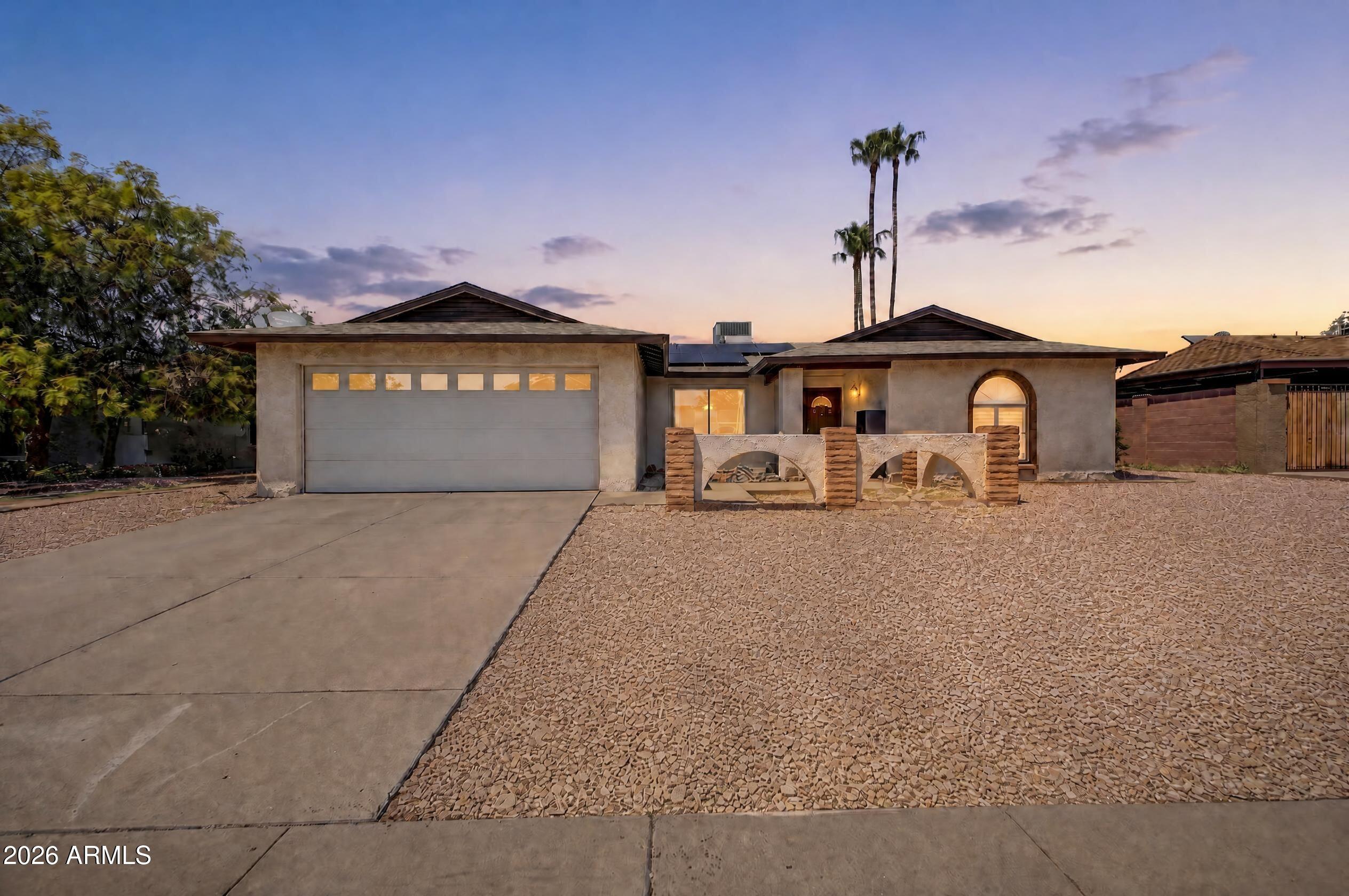 5228 W GARDEN Drive, Glendale, AZ 85304