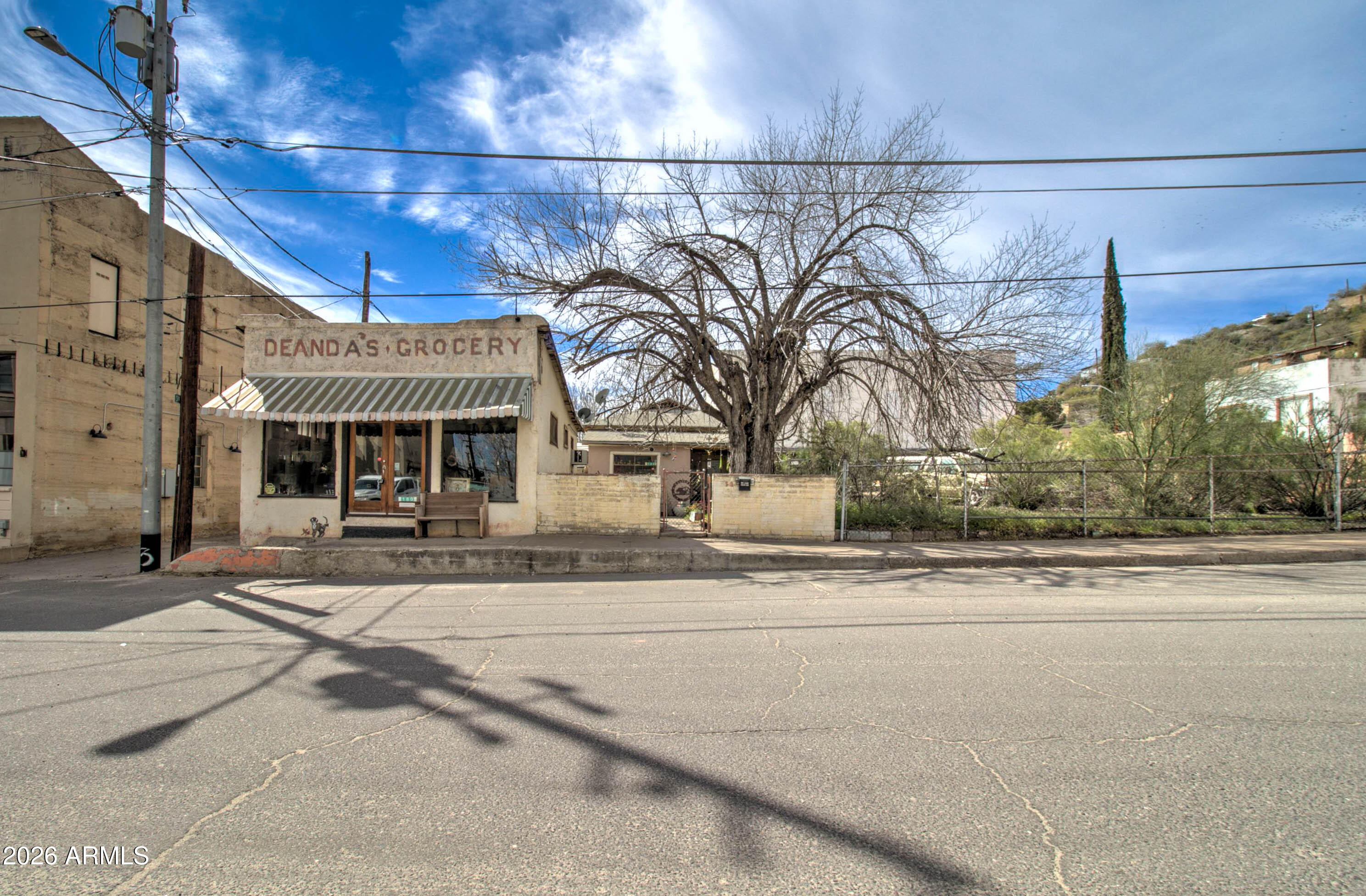 180 N MIAMI Avenue, Miami, AZ 85539