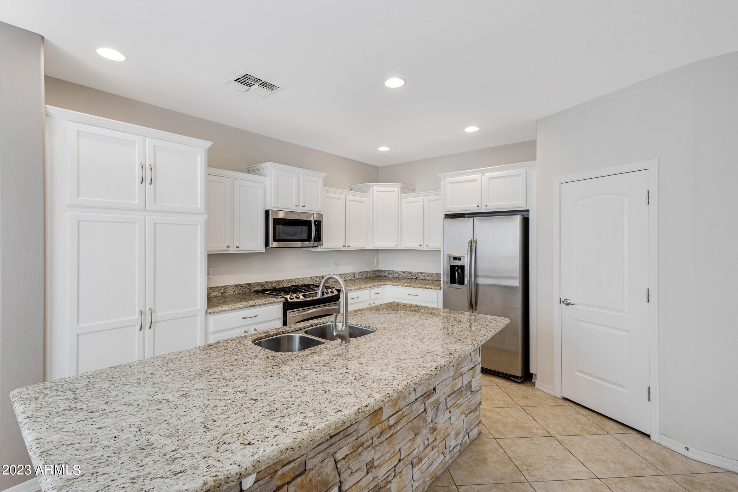 28739 N 20TH Lane, Phoenix, AZ 85085