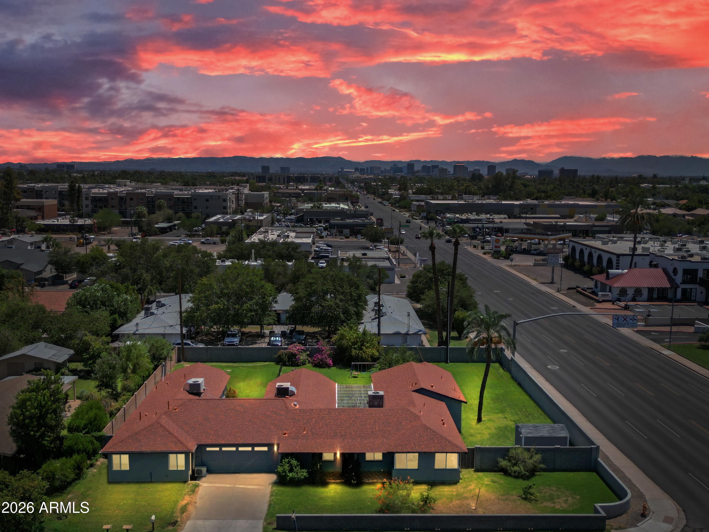701 E MCLELLAN Boulevard, Phoenix, AZ 85014