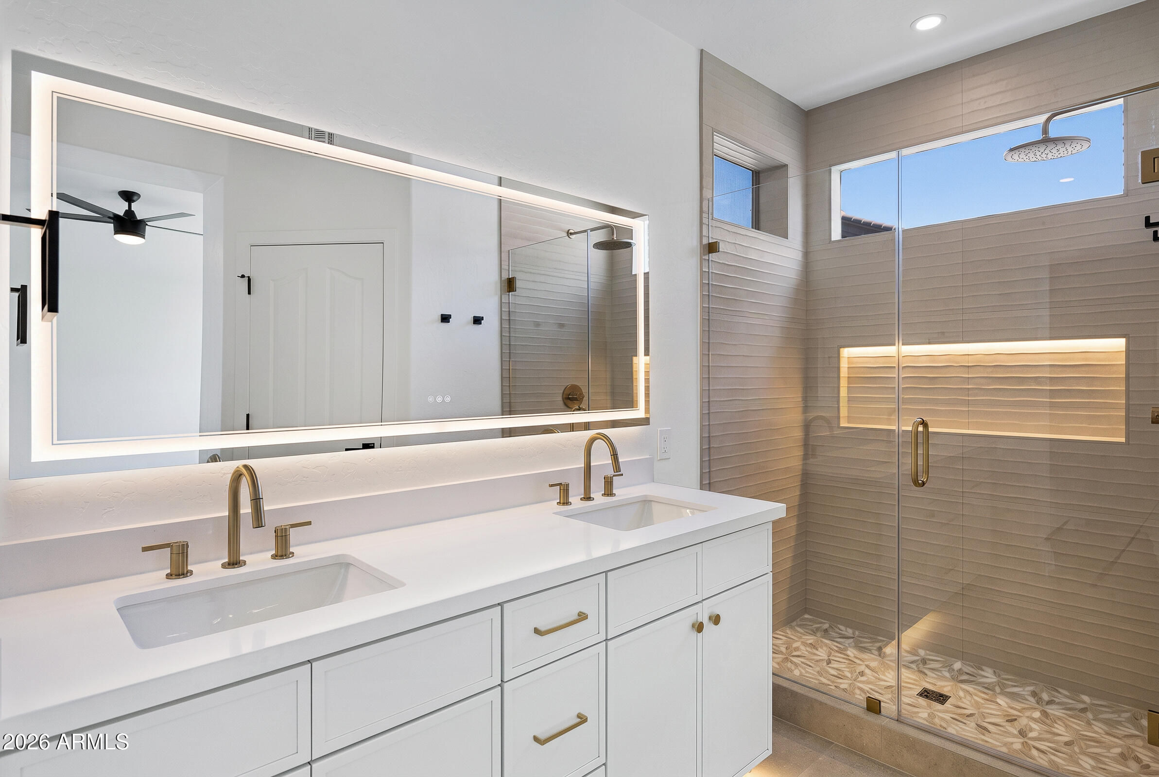 741 E CANTEBRIA Drive, Gilbert, AZ 85296