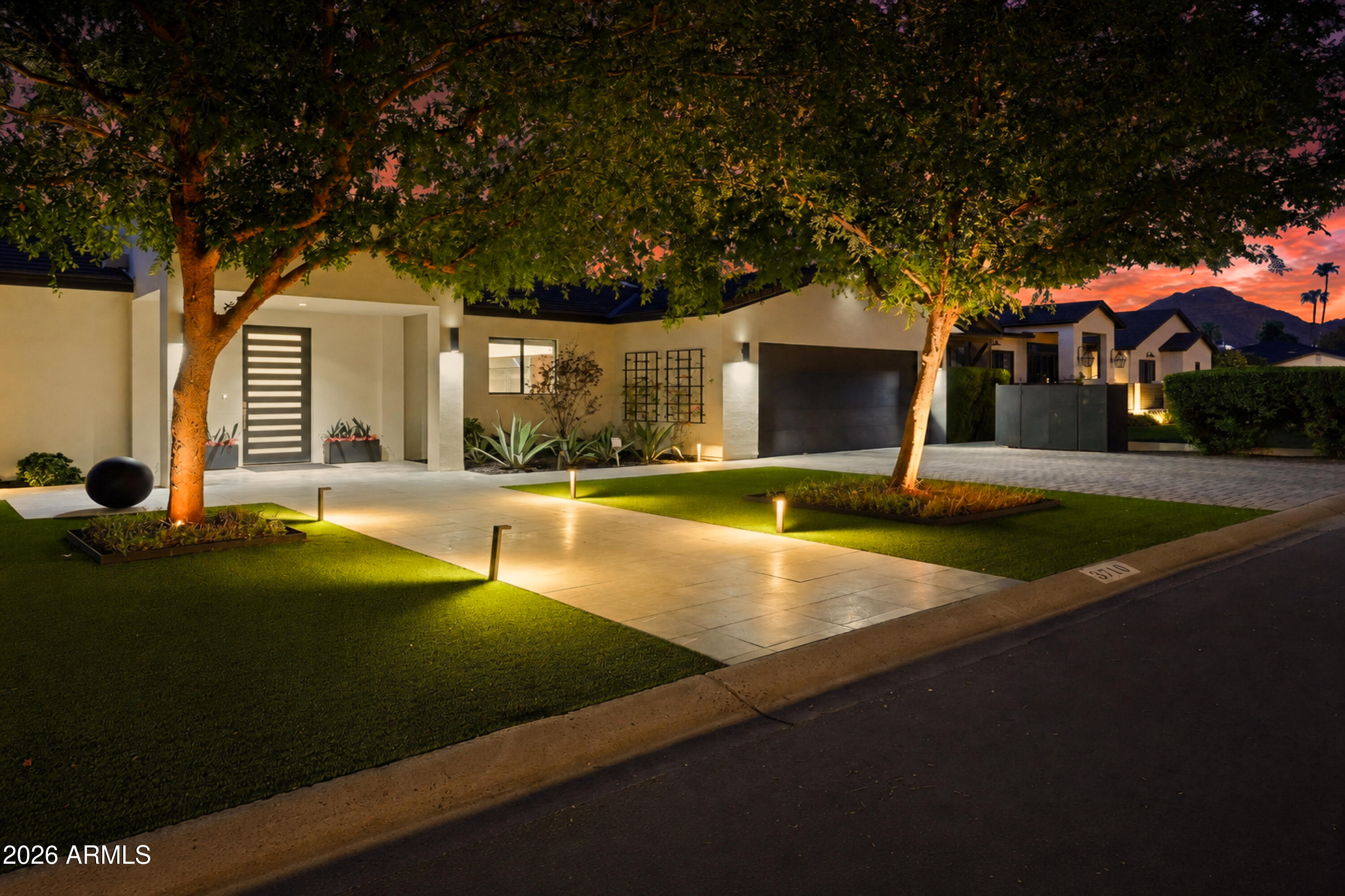 3710 E HAZELWOOD Street, Phoenix, AZ 85018