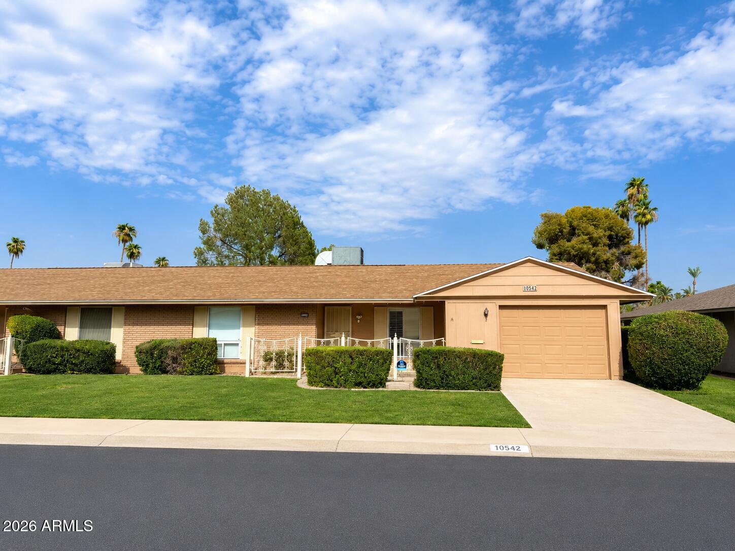 10542 W TROPICANA Circle, Sun City, AZ 85351