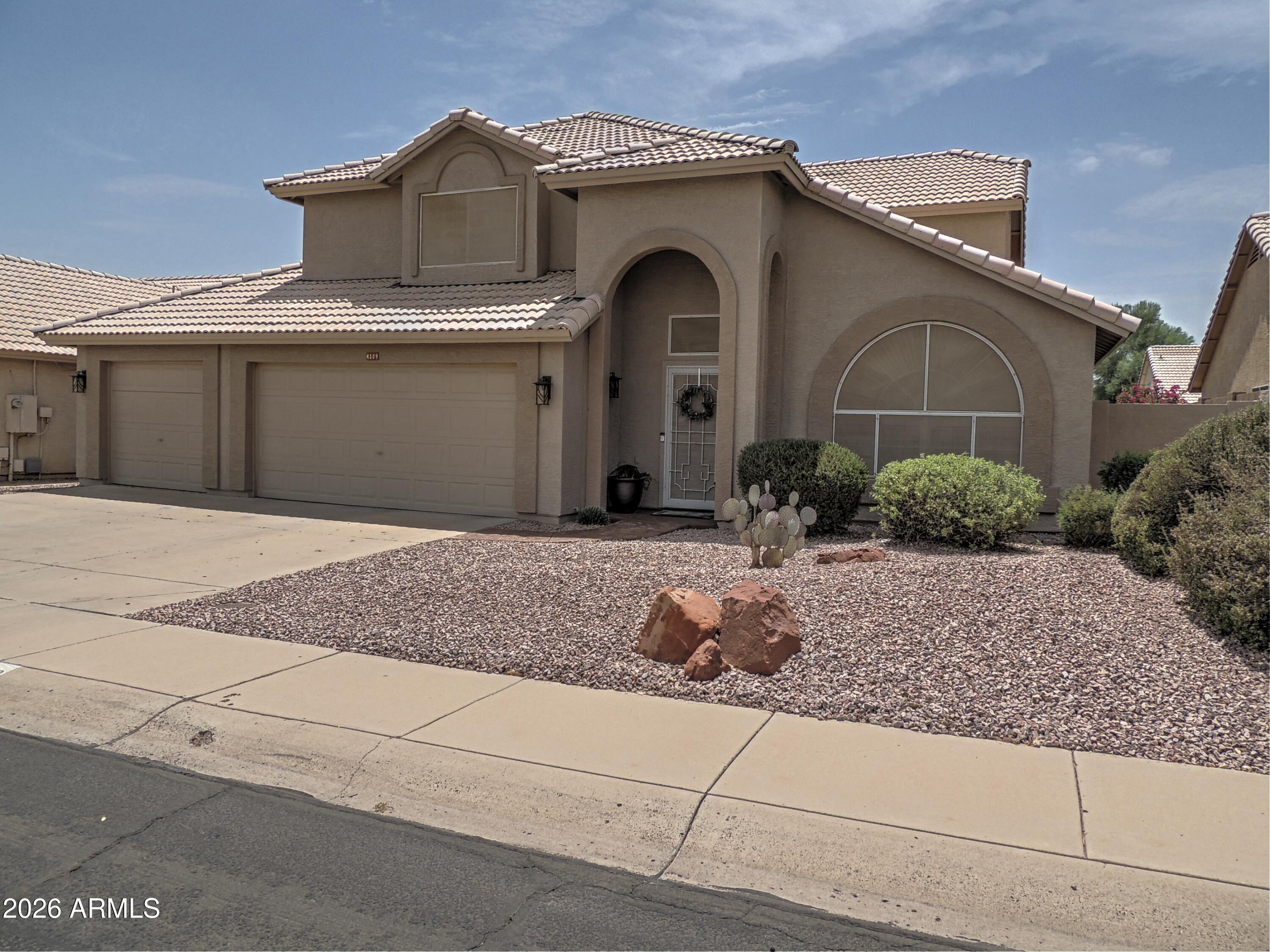 4309 E ROCKLEDGE Road, Phoenix, AZ 85044
