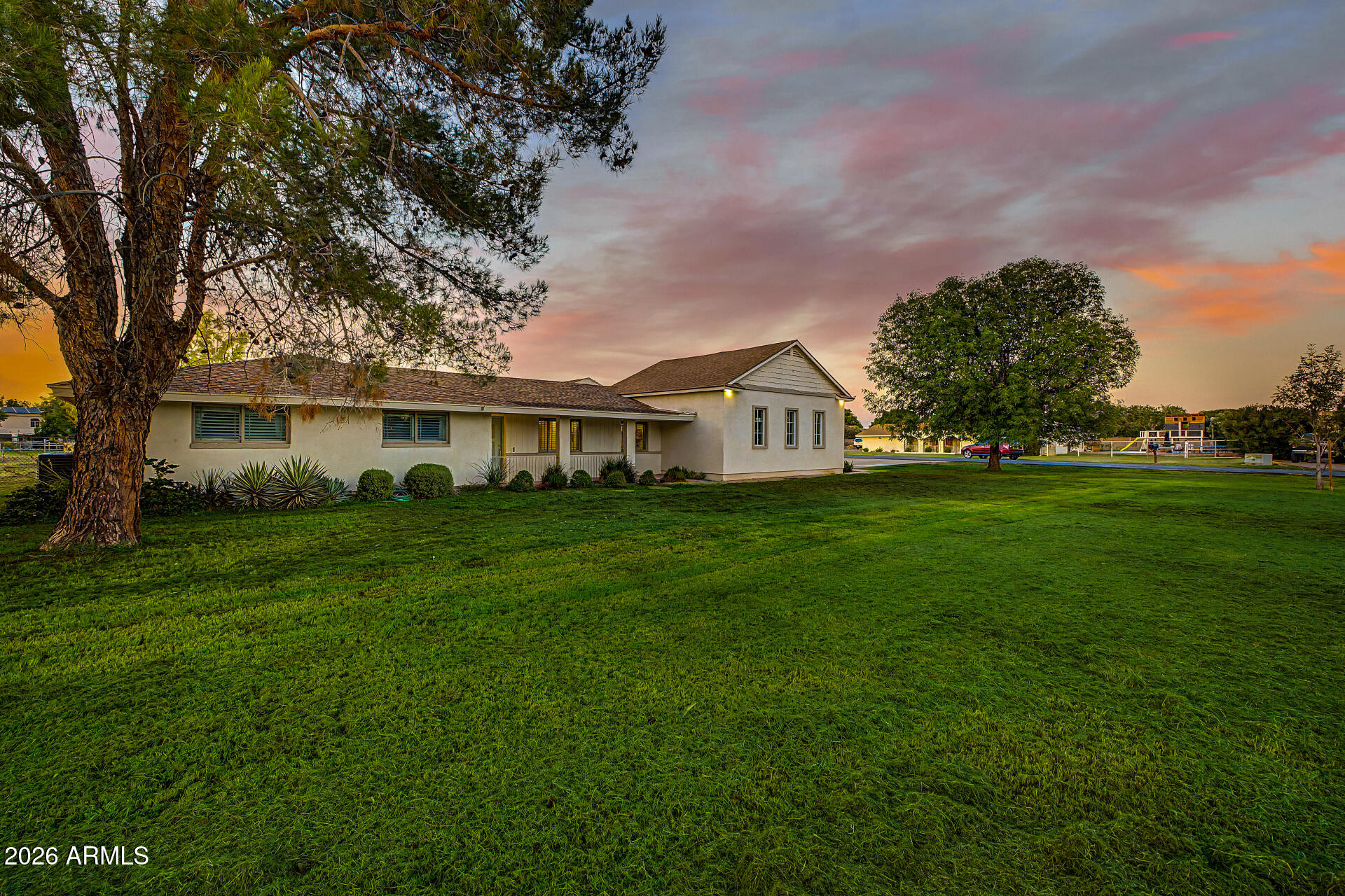 718 S Pandora Drive, Gilbert, AZ 85296