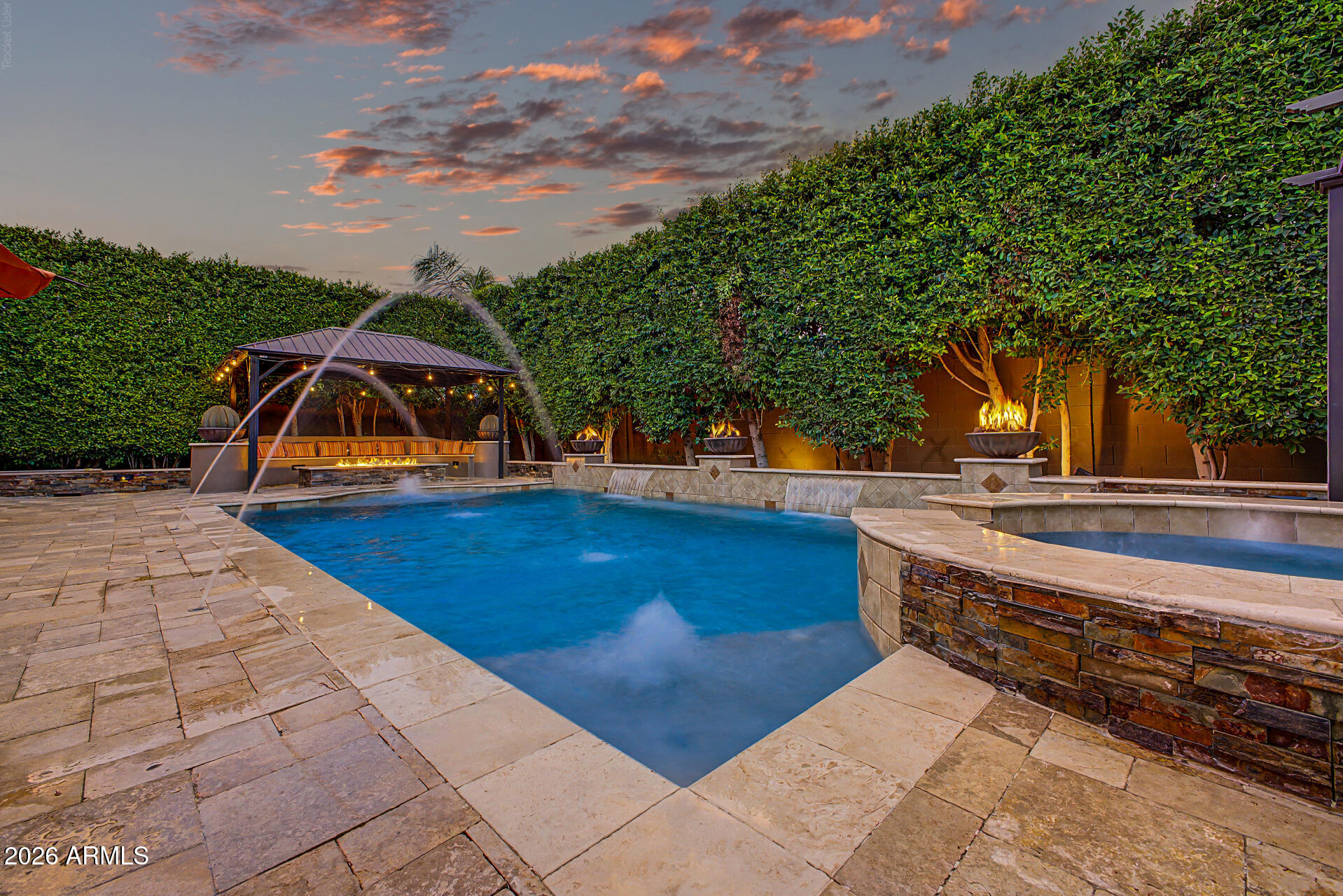 823 E HORSESHOE Place, Chandler, AZ 85249