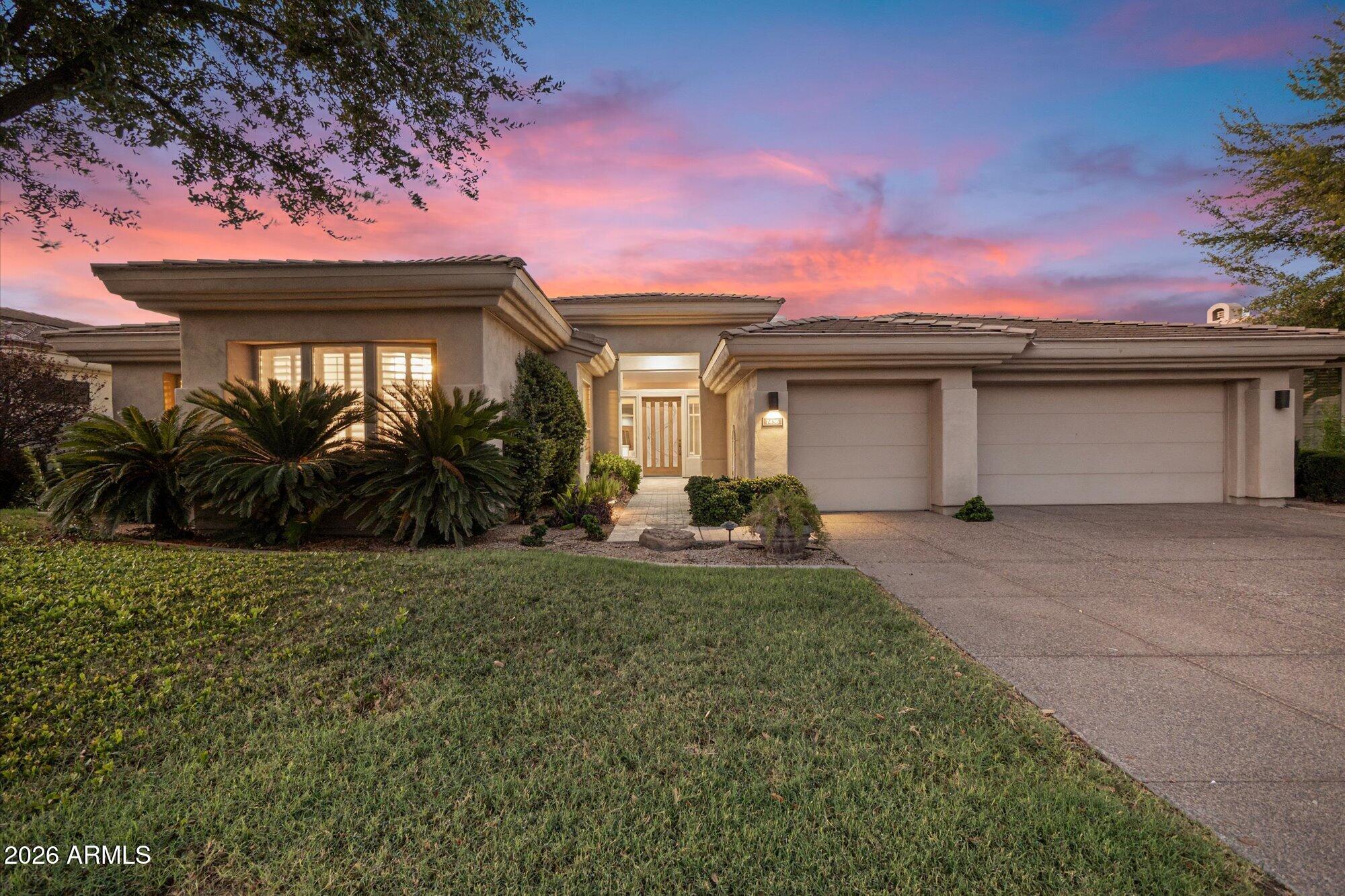7436 E TUCKEY Lane, Scottsdale, AZ 85250