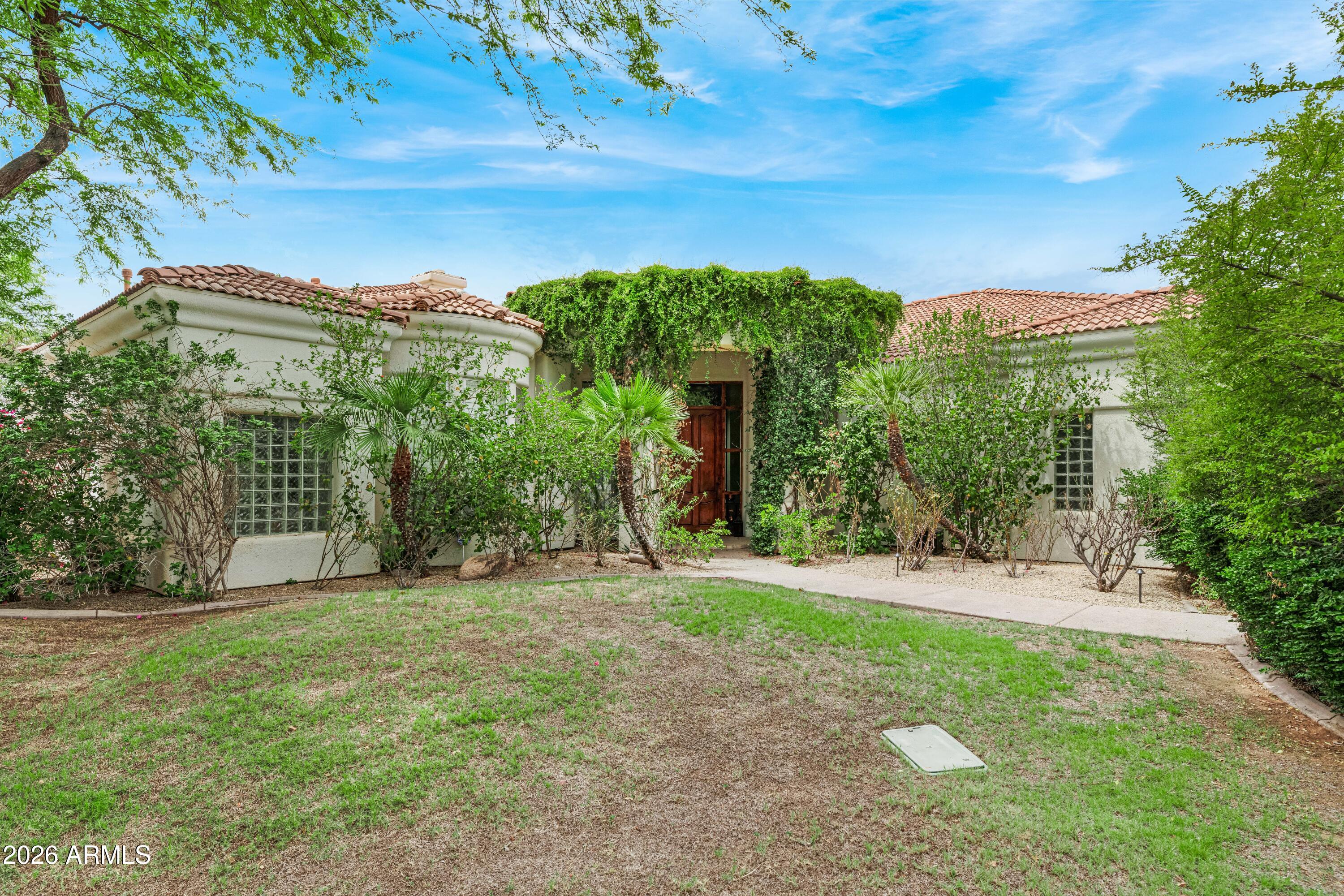10453 E LAUREL Lane, Scottsdale, AZ 85259