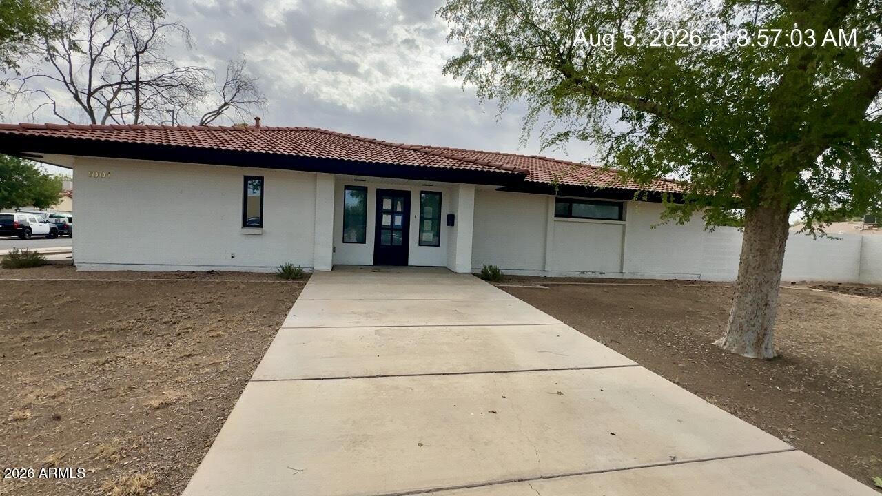 1001 N Burk Street, Gilbert, AZ 85234
