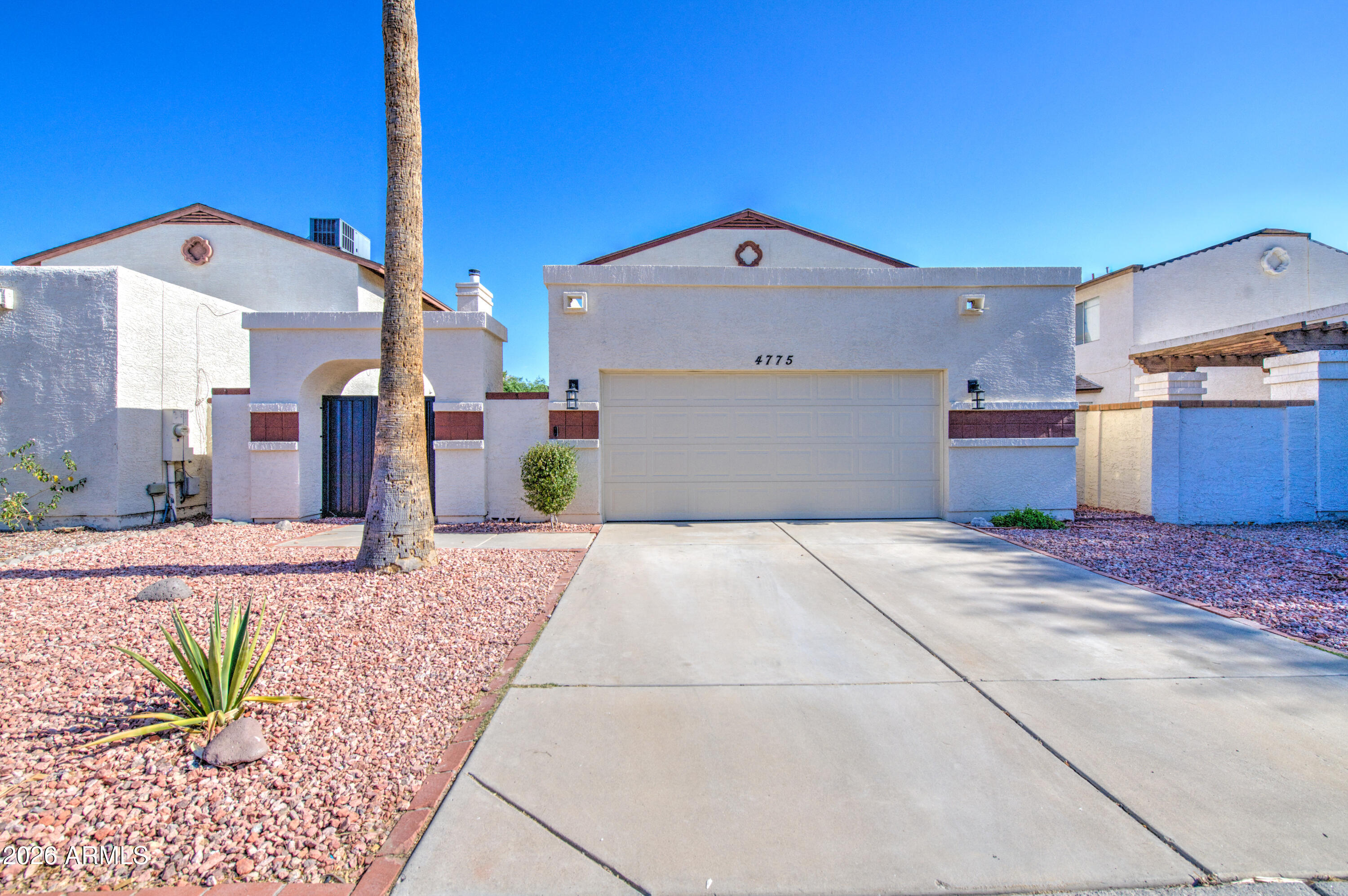 4775 W WAHALLA Lane, Glendale, AZ 85308