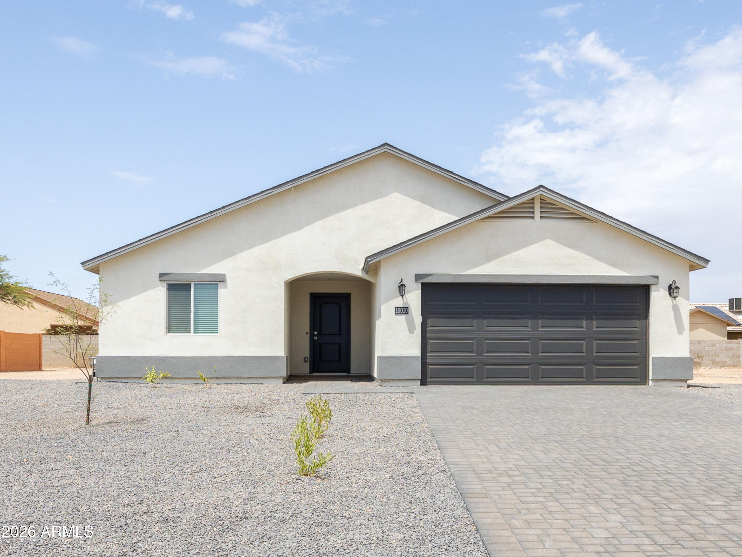 16010 S MAUI Circle, Arizona City, AZ 85123